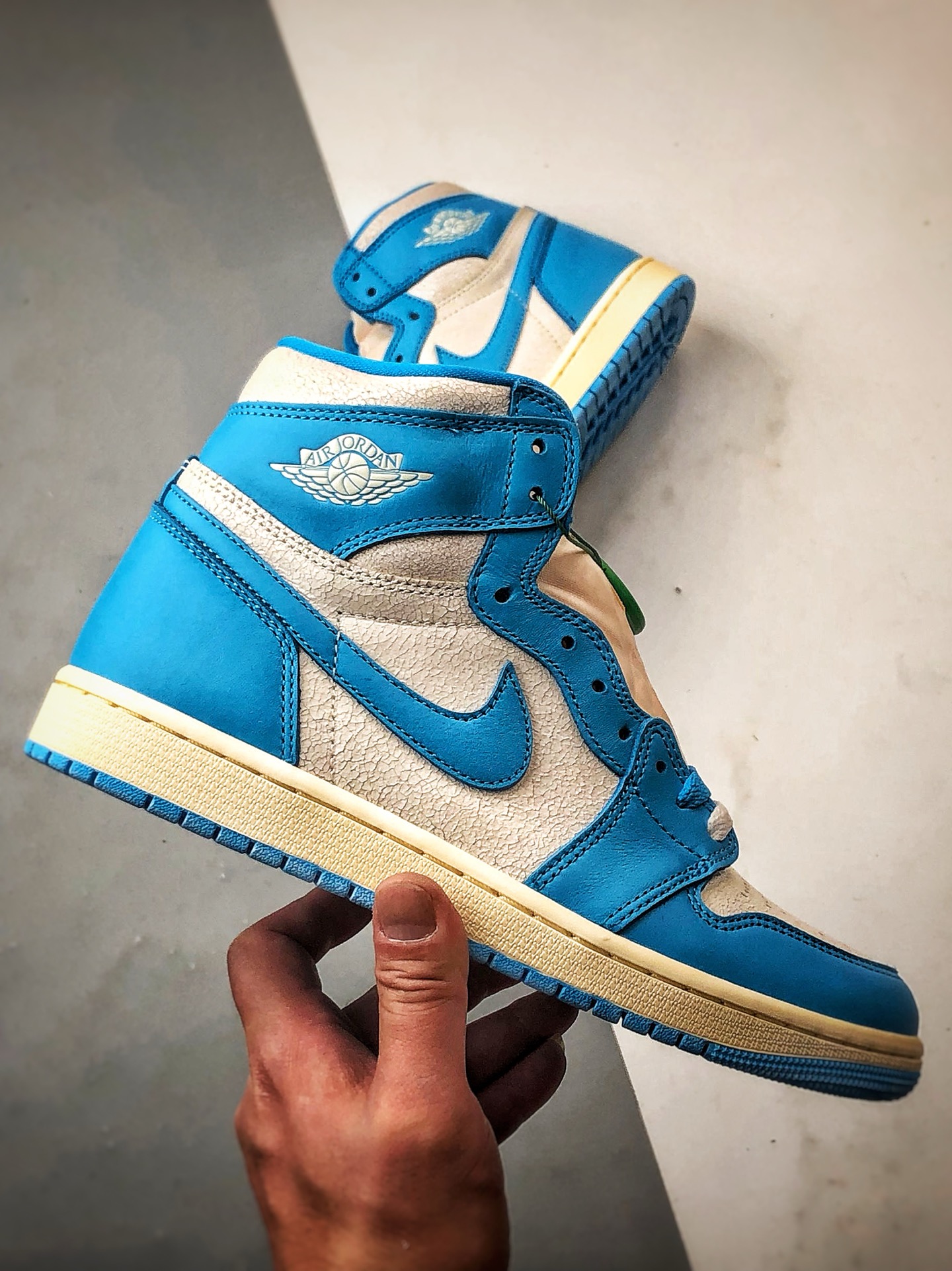 Air Jordan 1 Retro High ”UNC Reimagined” 做旧龟裂北卡蓝 DZ5485-402