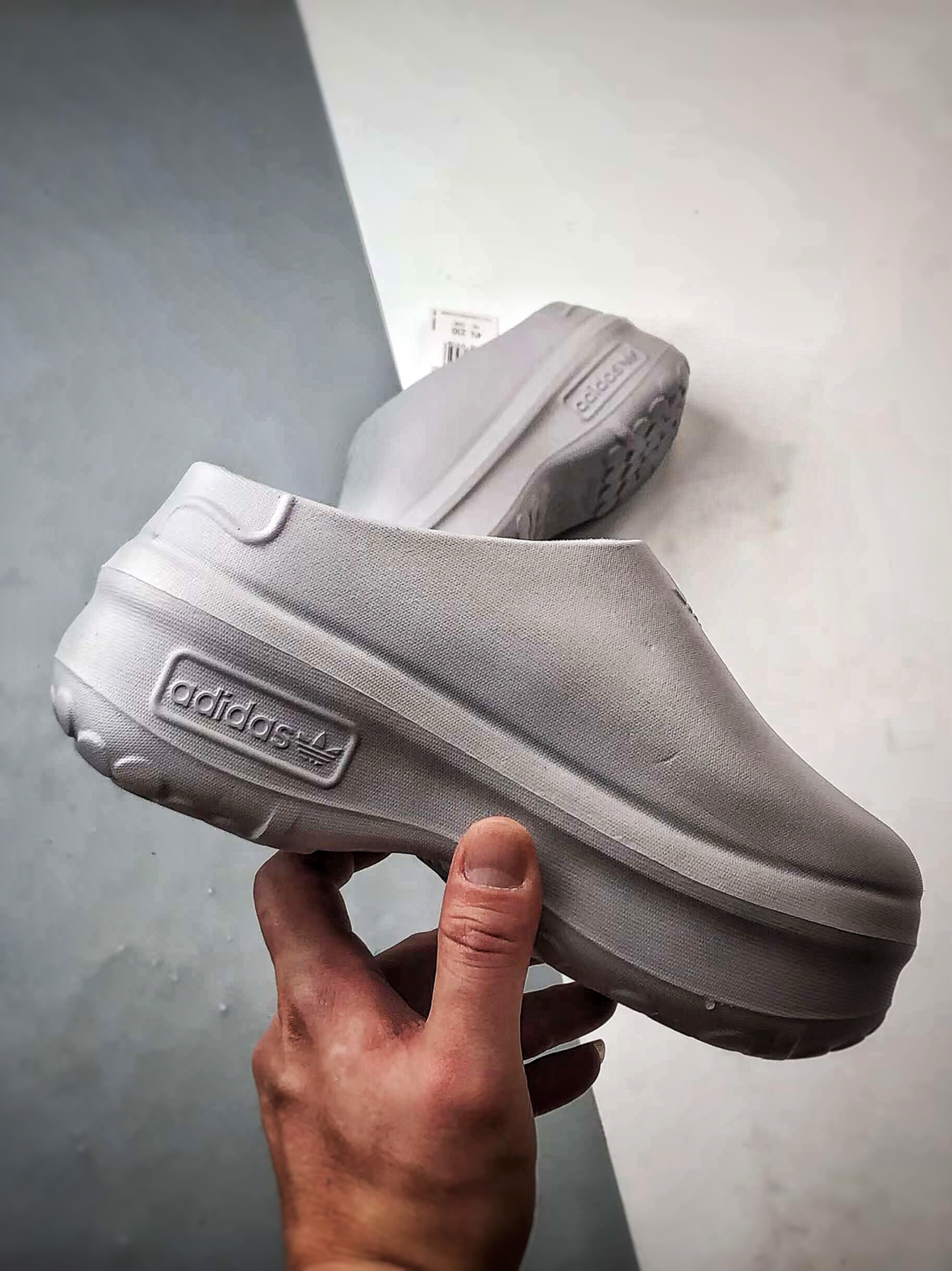 100 AD Originals AdiFOM Stan Smith Mule 银色 防滑耐磨轻便运动凉鞋穆勒厨师鞋