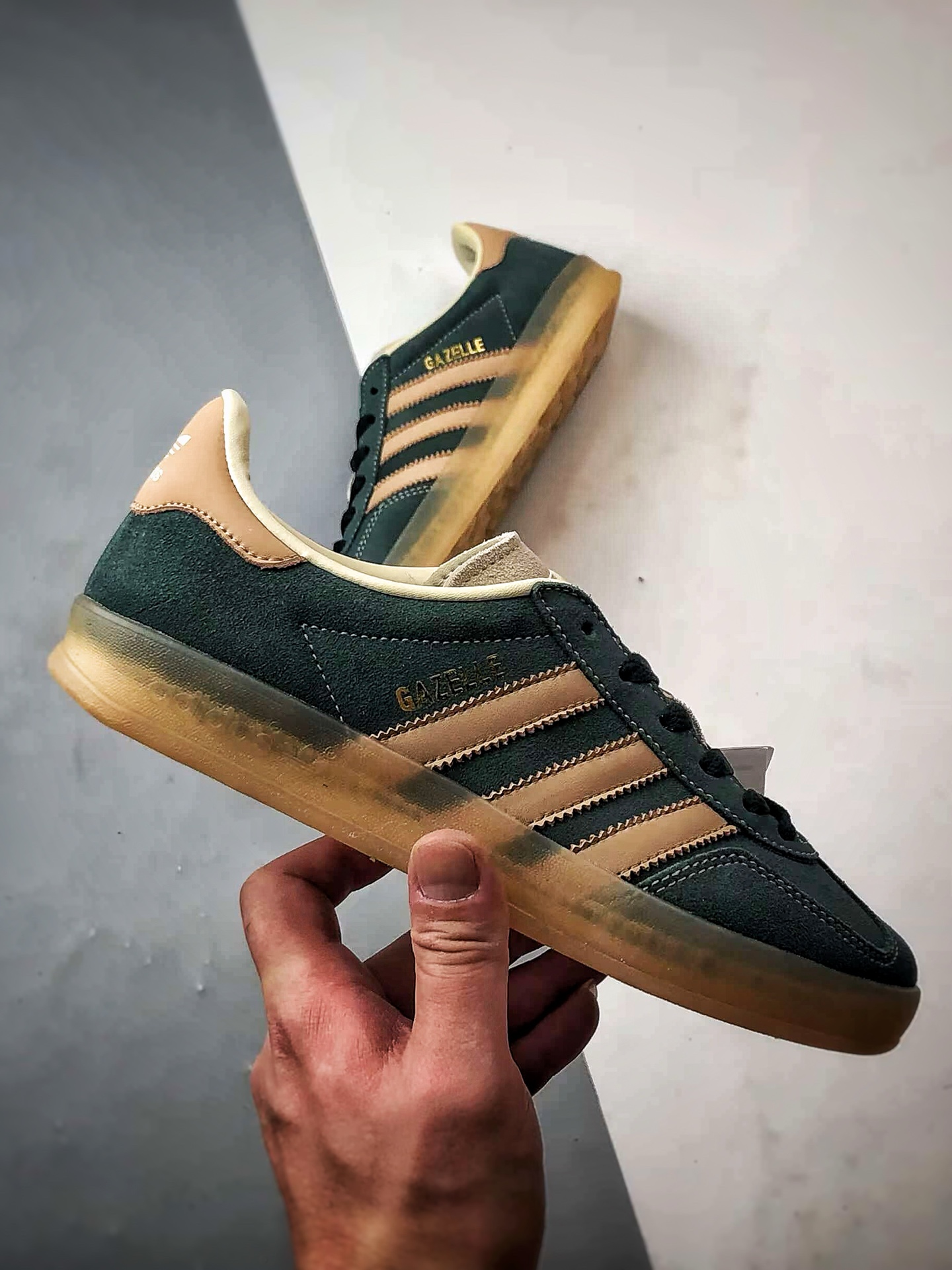 AD Originals Gazelle Indoor 棕绿 三叶草复古休闲运动板鞋 JH5402