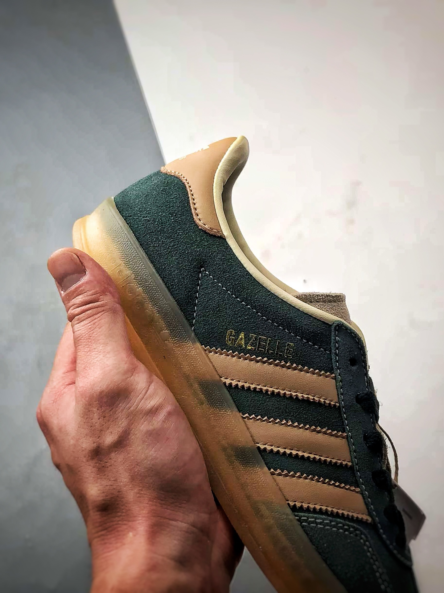 AD Originals Gazelle Indoor 棕绿 三叶草复古休闲运动板鞋 JH5402