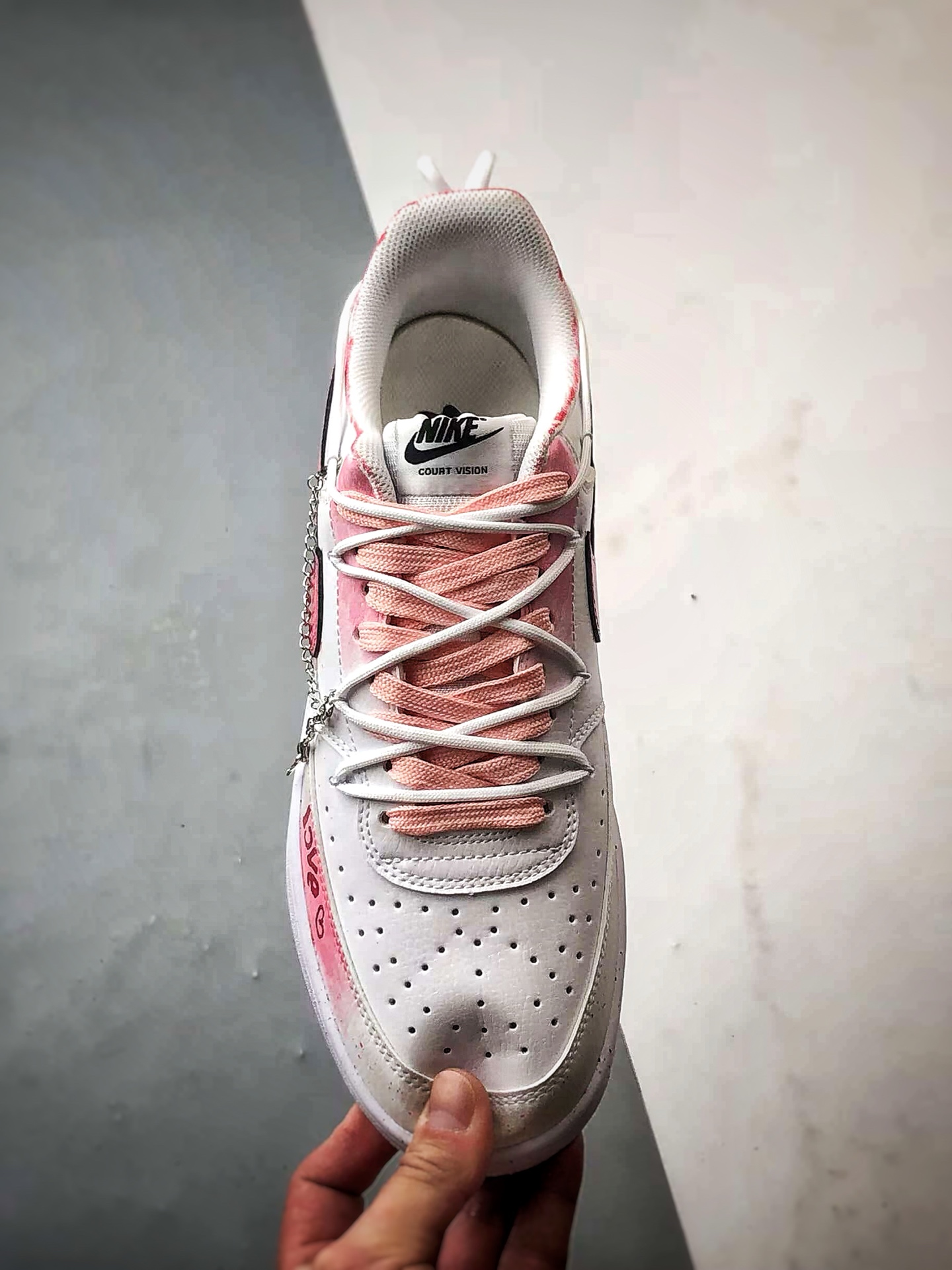定制球鞋NK Court Vision 1 Low ”涂鸦幸福角” 粉白 手绘泼墨涂鸦定制板鞋 DH2987-213