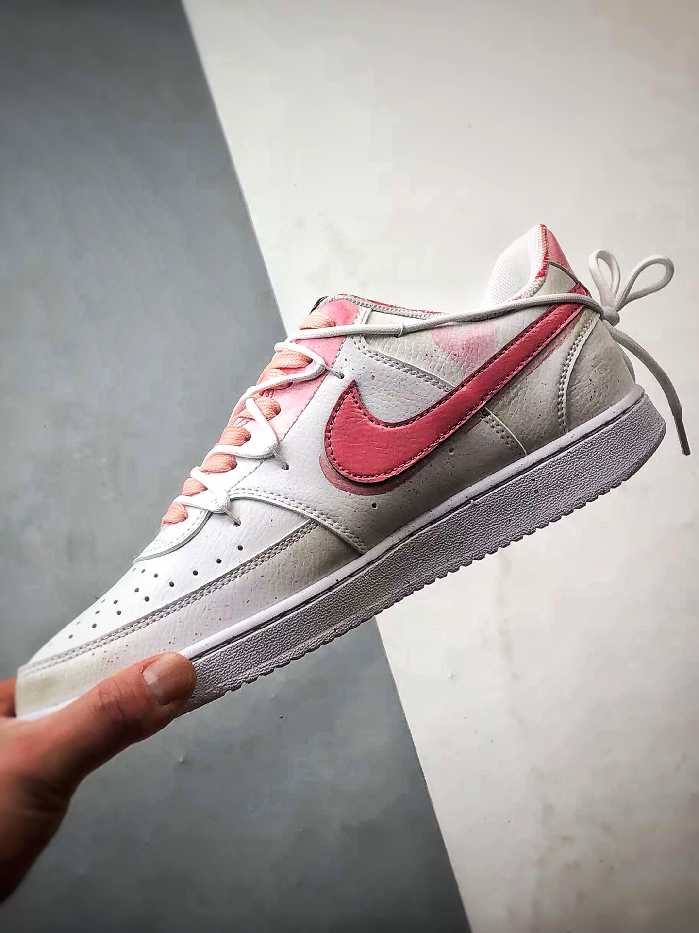 定制球鞋NK Court Vision 1 Low ”涂鸦幸福角” 粉白 手绘泼墨涂鸦定制板鞋 DH2987-213