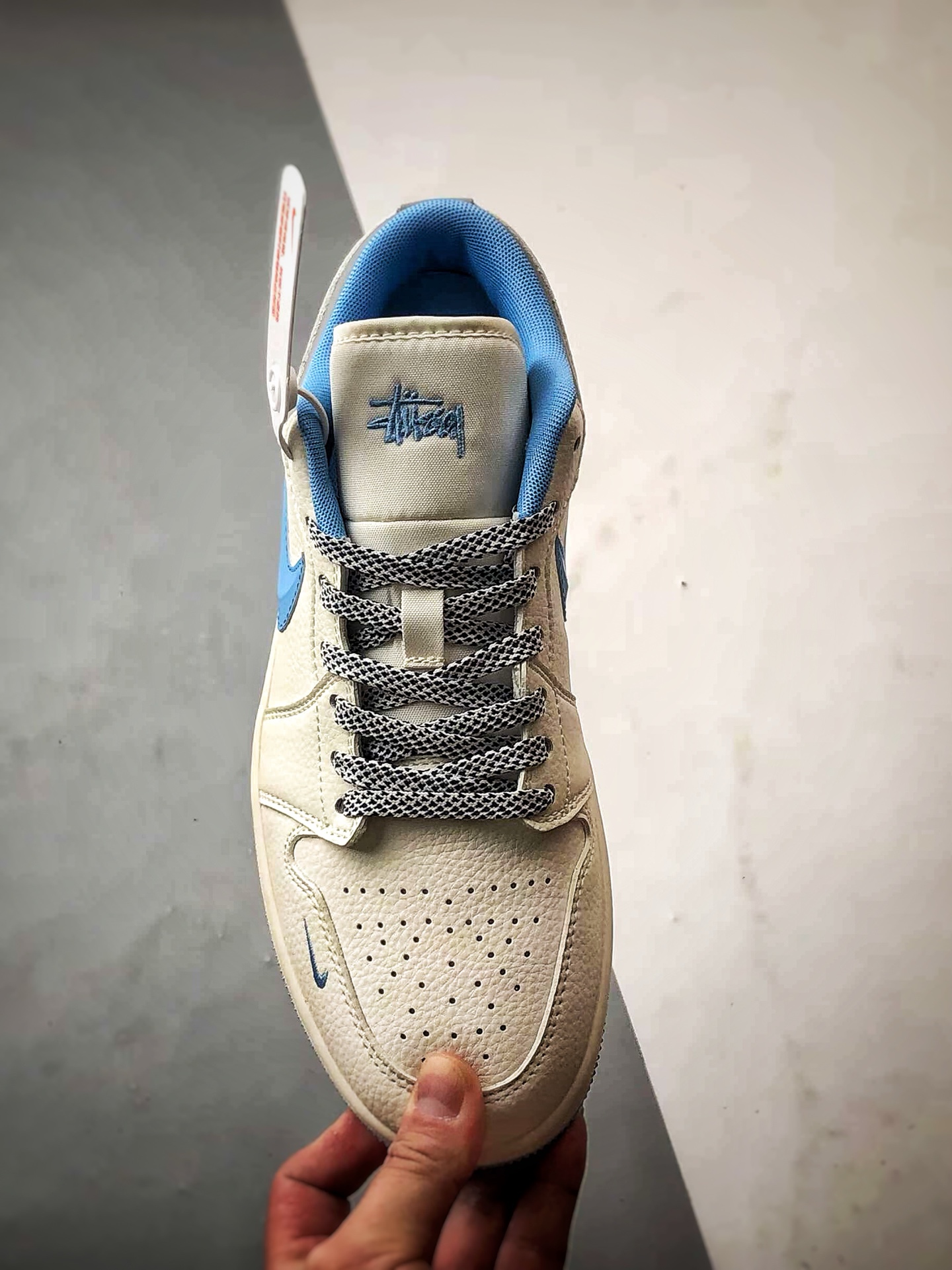 270 Air Jordan 1 Low ”高端定制” 斯图西米白蓝反光钩 XS6086-559