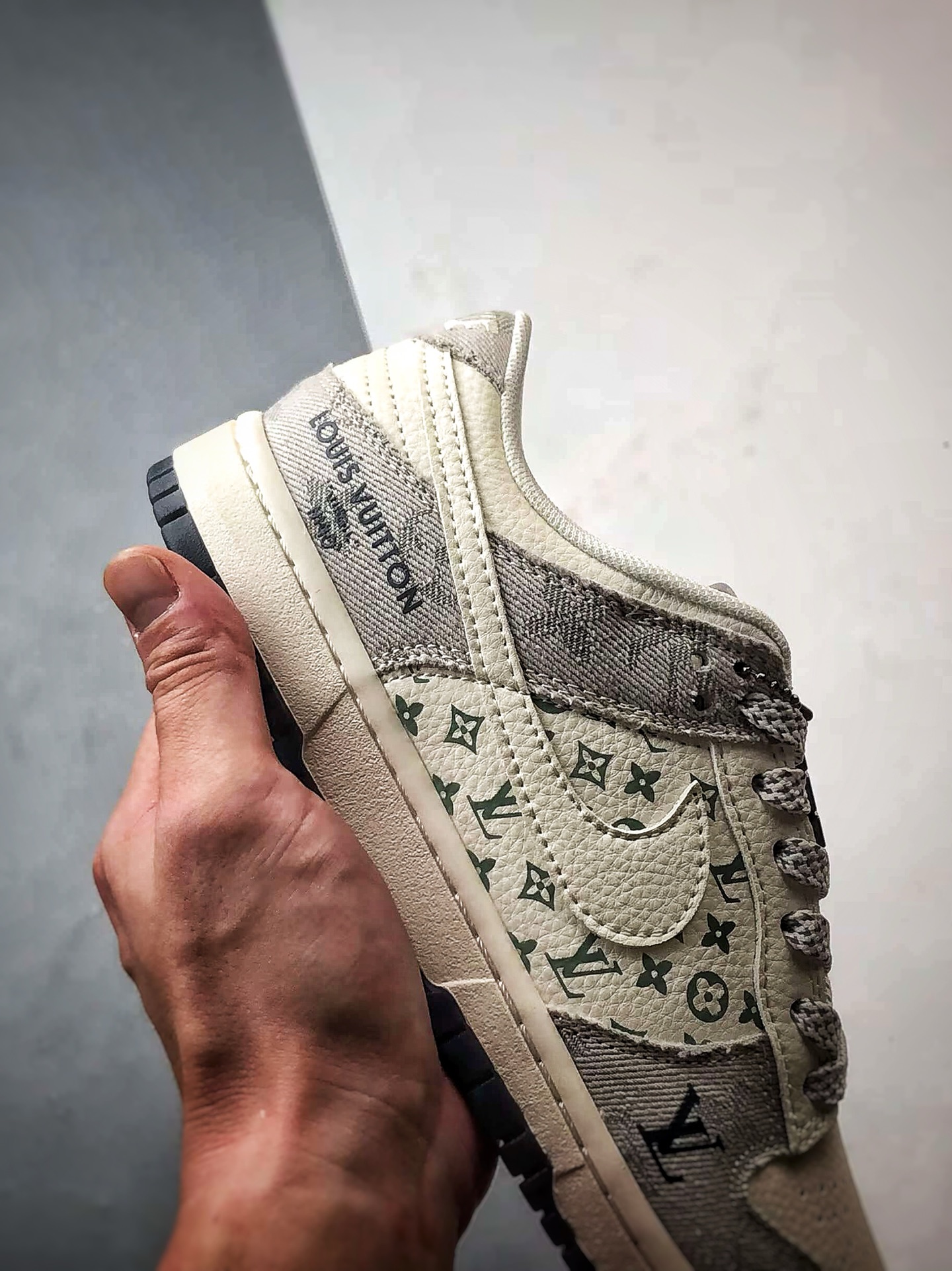 NK Dunk Low Retro ”DIY高端定制” LV印花白灰牛仔布 低帮休闲运动板鞋 XX3168-141