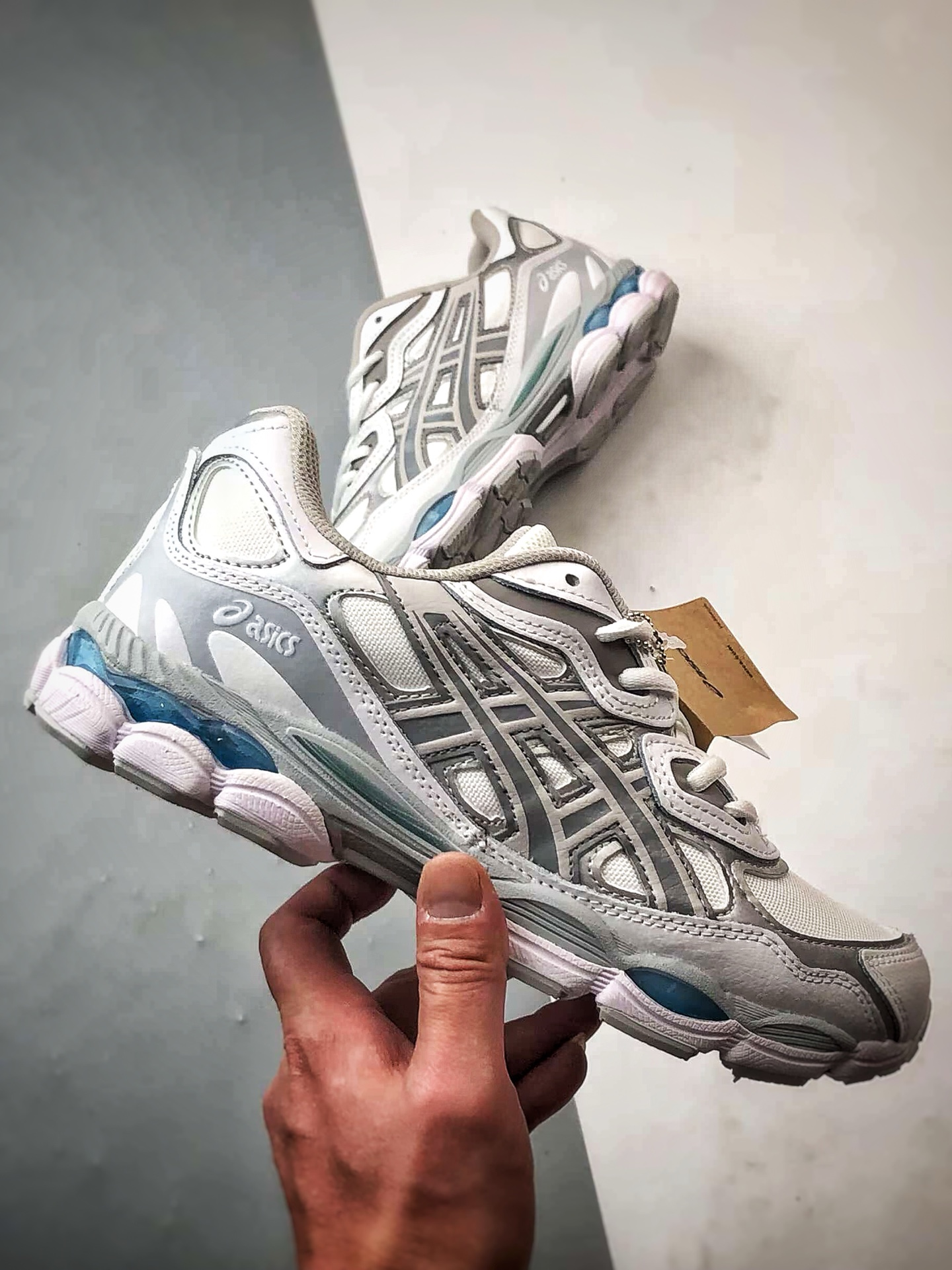 Asics Gel-NYC 复古单品 白灰色 亚瑟士新款厚底街头运动休闲鞋
