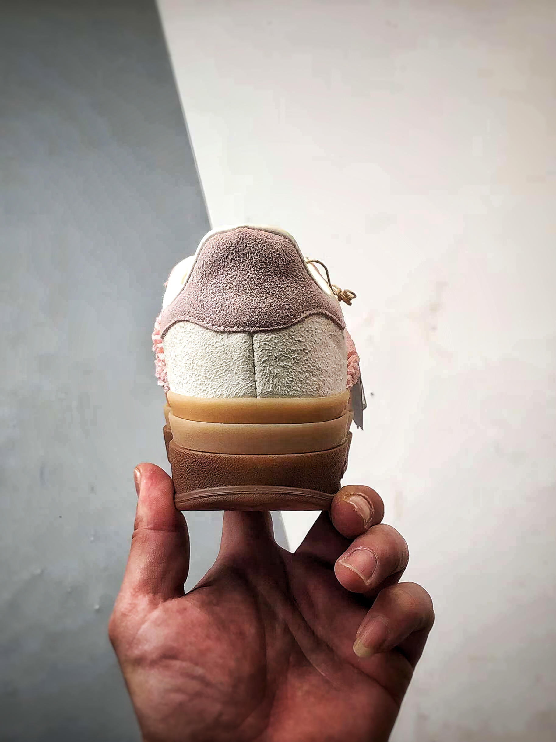 AD Originals Gazelle Bold 白粉 厚底防滑休闲板鞋 JR8374