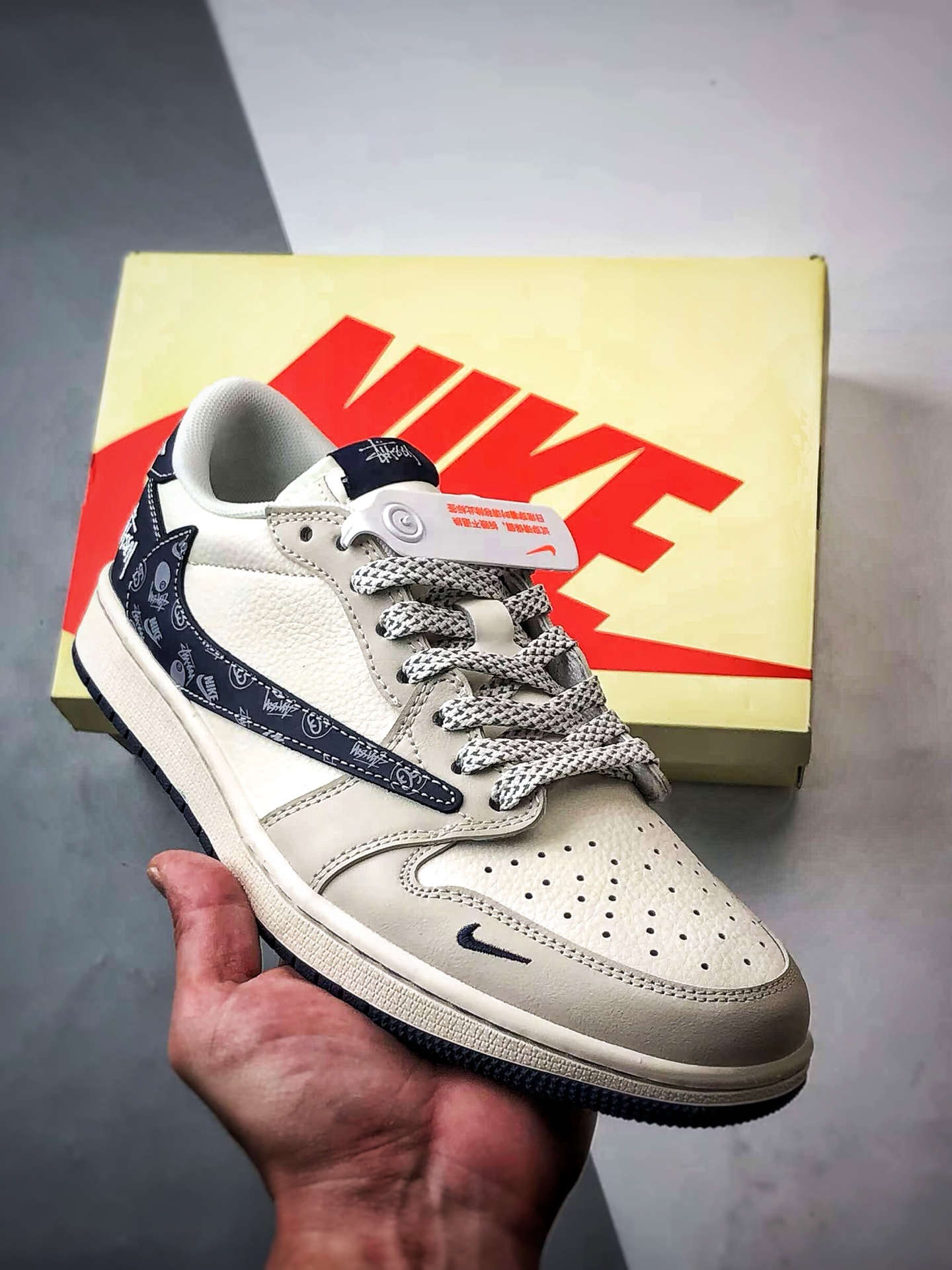 270 Air Jordan 1 Low ”高端定制” 斯图西米灰蓝印花倒钩 JJ2508-551