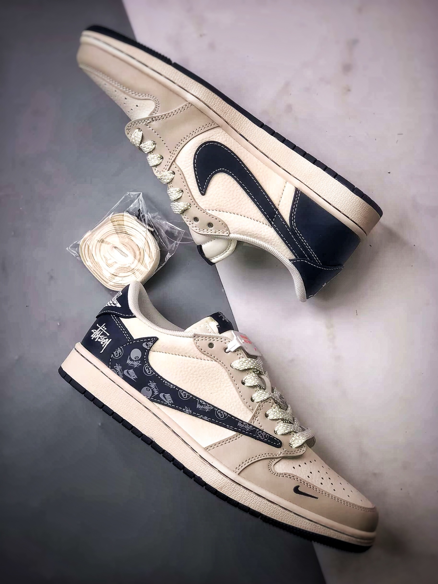 270 Air Jordan 1 Low ”高端定制” 斯图西米灰蓝印花倒钩 JJ2508-551