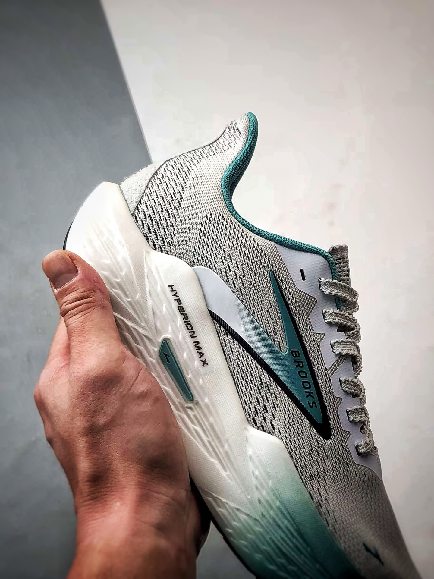 200 Brooks/布鲁克斯 Hyperion Max 2 灰绿 马拉松竞速专业透气跑步鞋