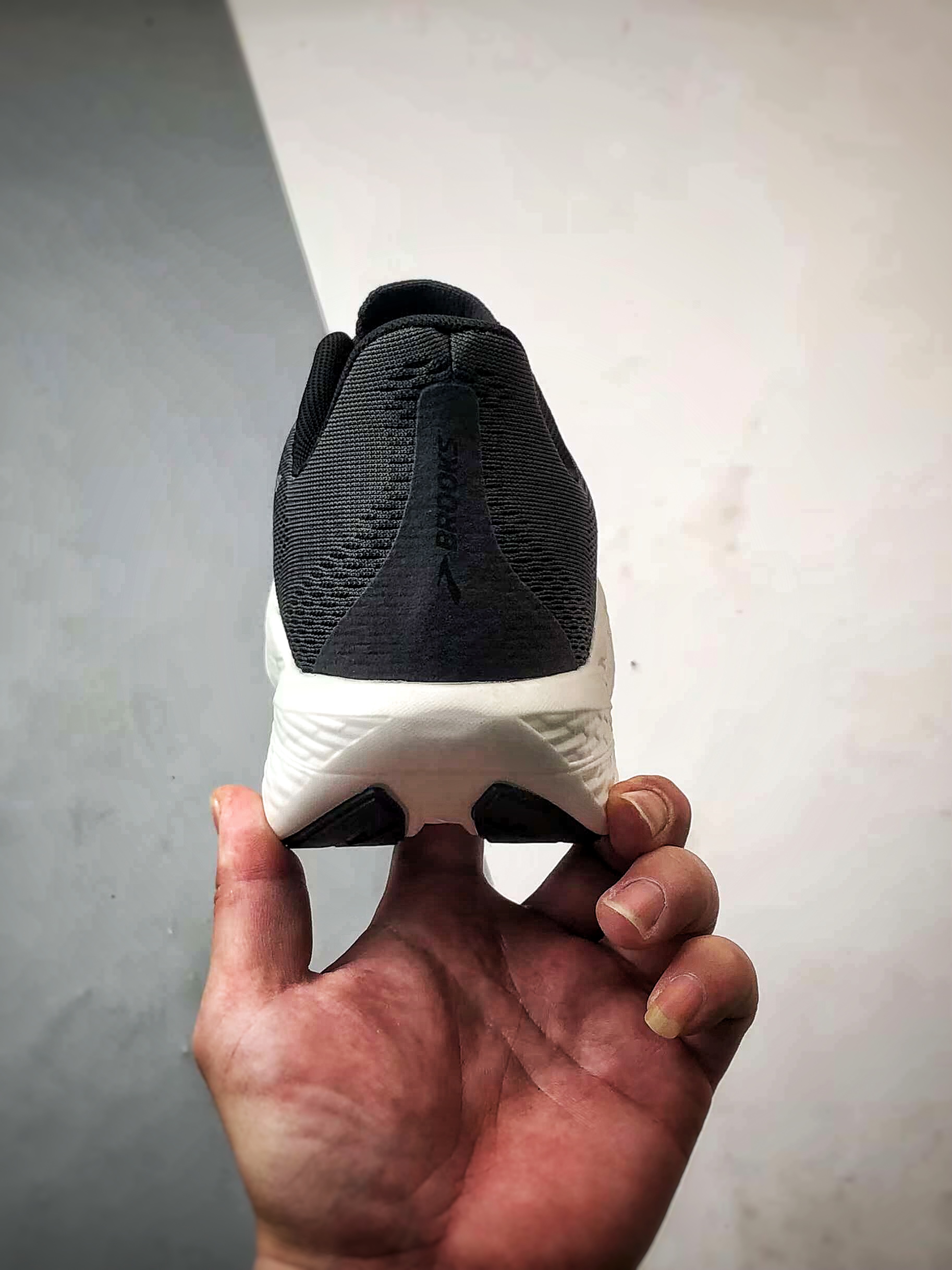 200 Brooks/布鲁克斯 Hyperion Max 2 黑白 马拉松竞速专业透气跑步鞋