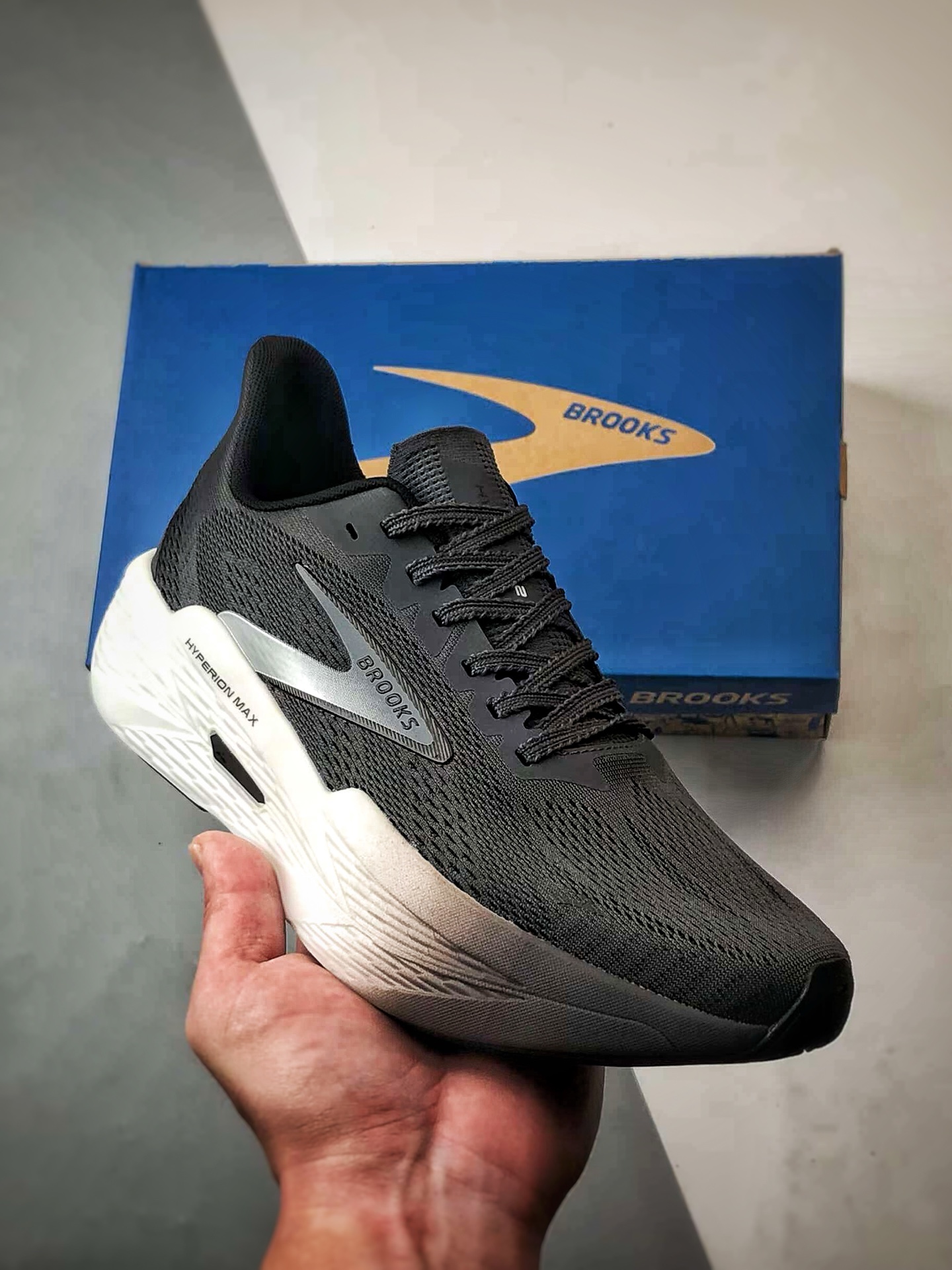 200 Brooks/布鲁克斯 Hyperion Max 2 黑白 马拉松竞速专业透气跑步鞋