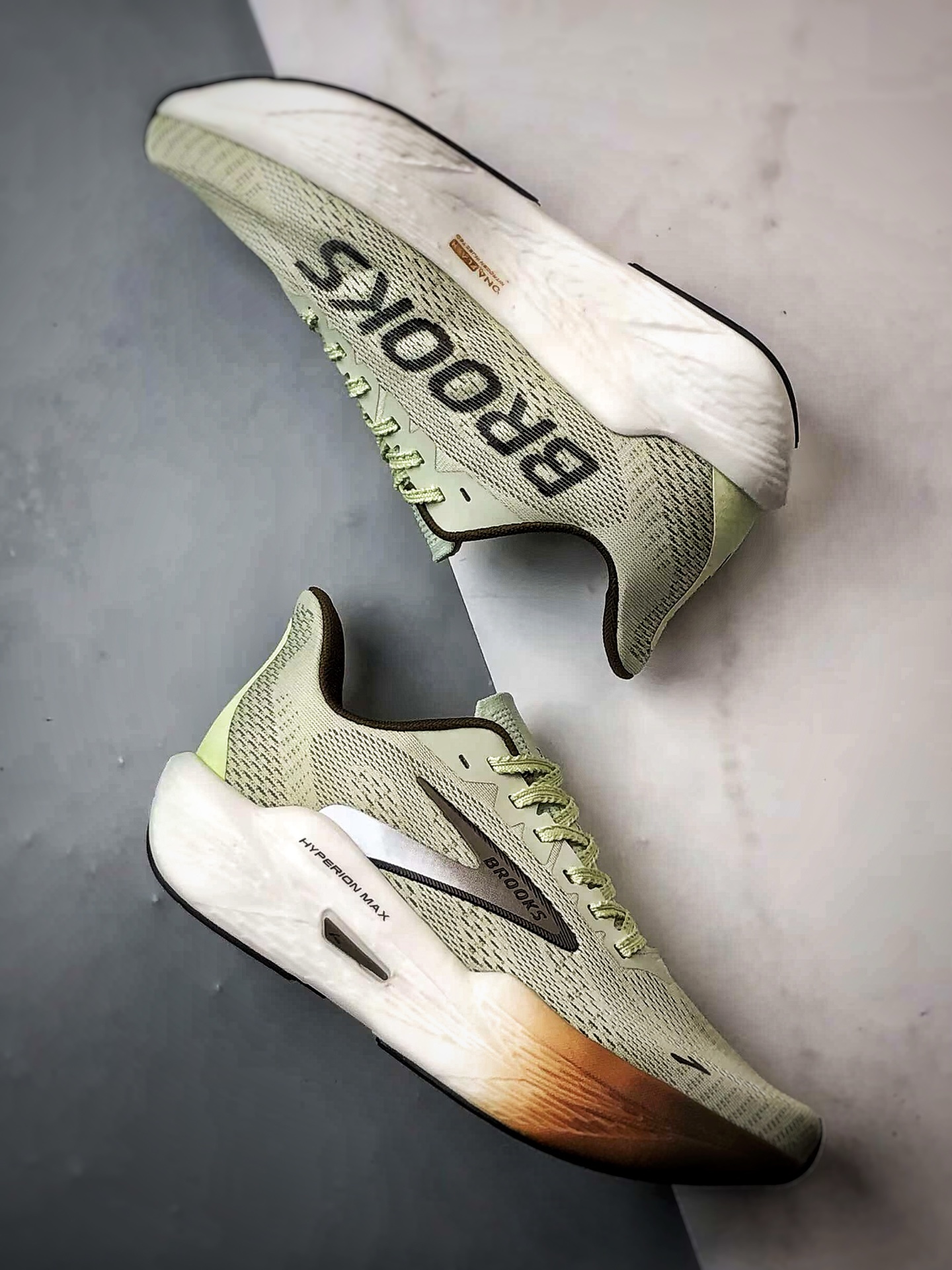 200 Brooks/布鲁克斯 Hyperion Max 2 草绿 马拉松竞速专业透气跑步鞋