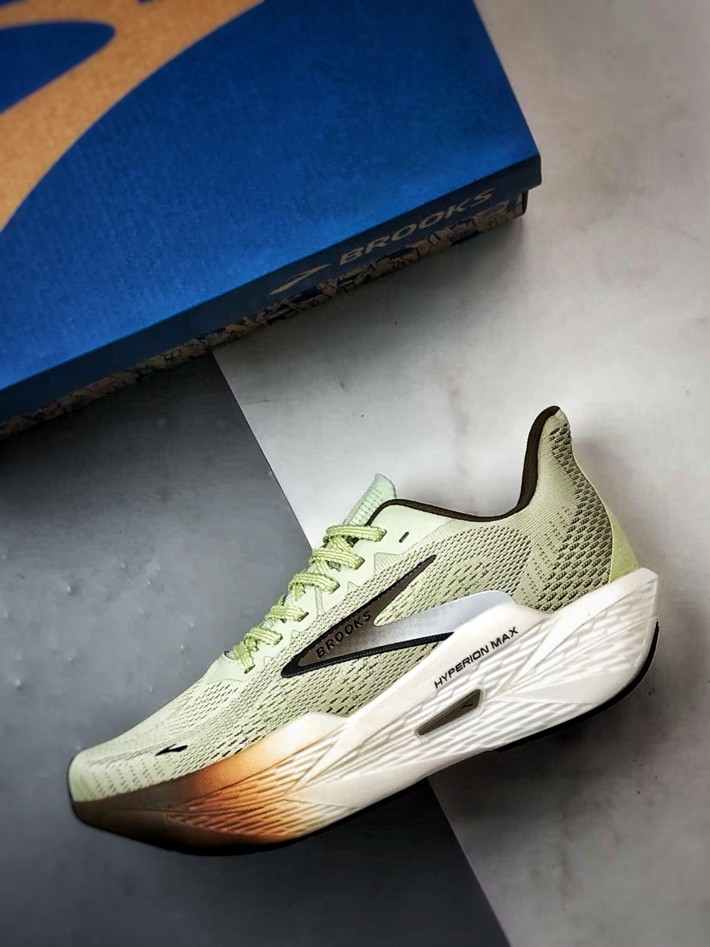 200 Brooks/布鲁克斯 Hyperion Max 2 草绿 马拉松竞速专业透气跑步鞋