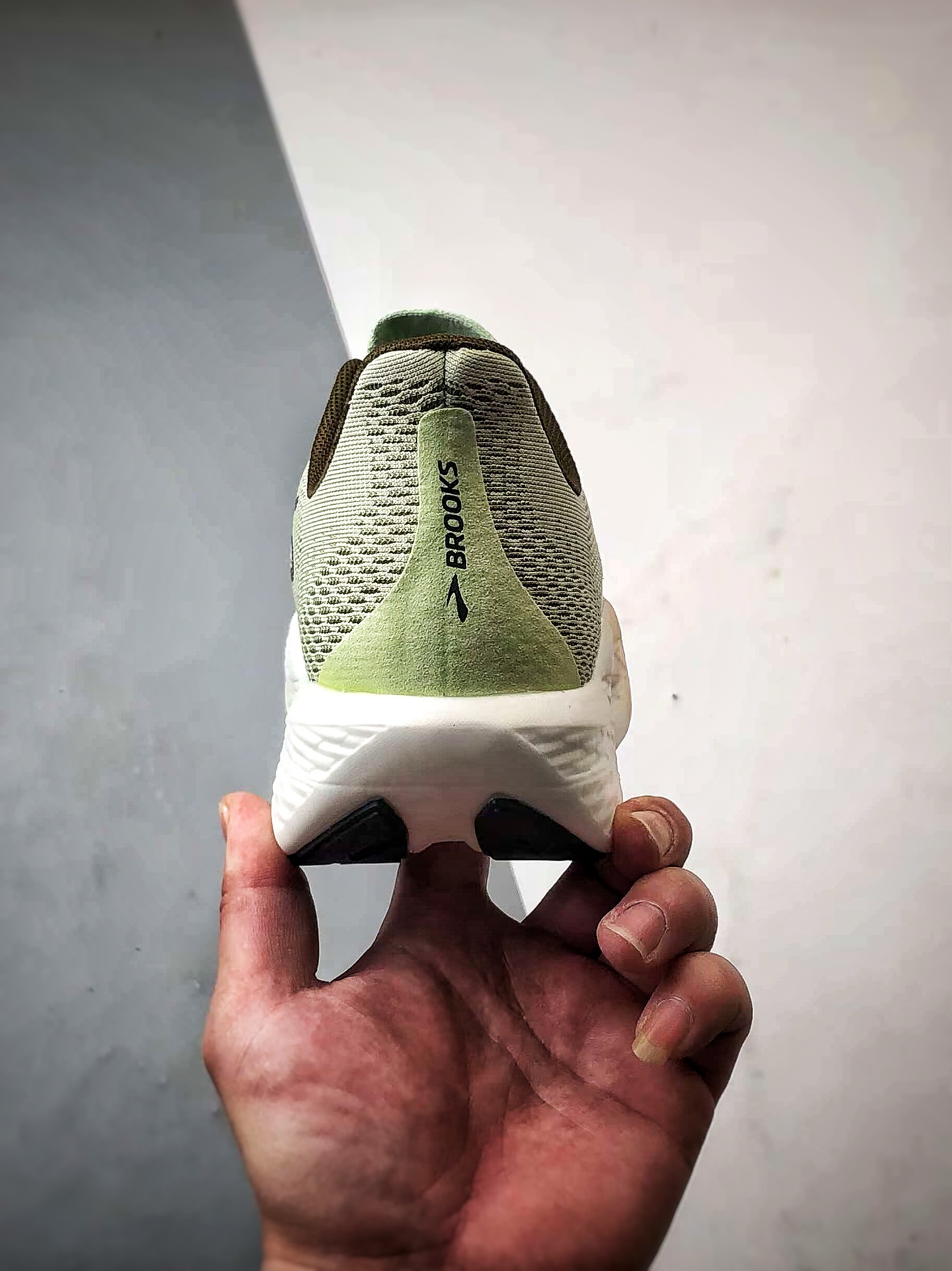 200 Brooks/布鲁克斯 Hyperion Max 2 草绿 马拉松竞速专业透气跑步鞋