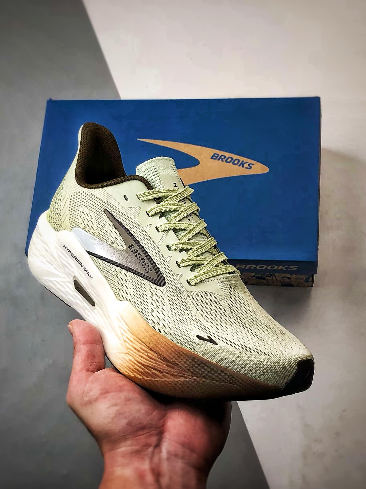200 Brooks/布鲁克斯 Hyperion Max 2 草绿 马拉松竞速专业透气跑步鞋