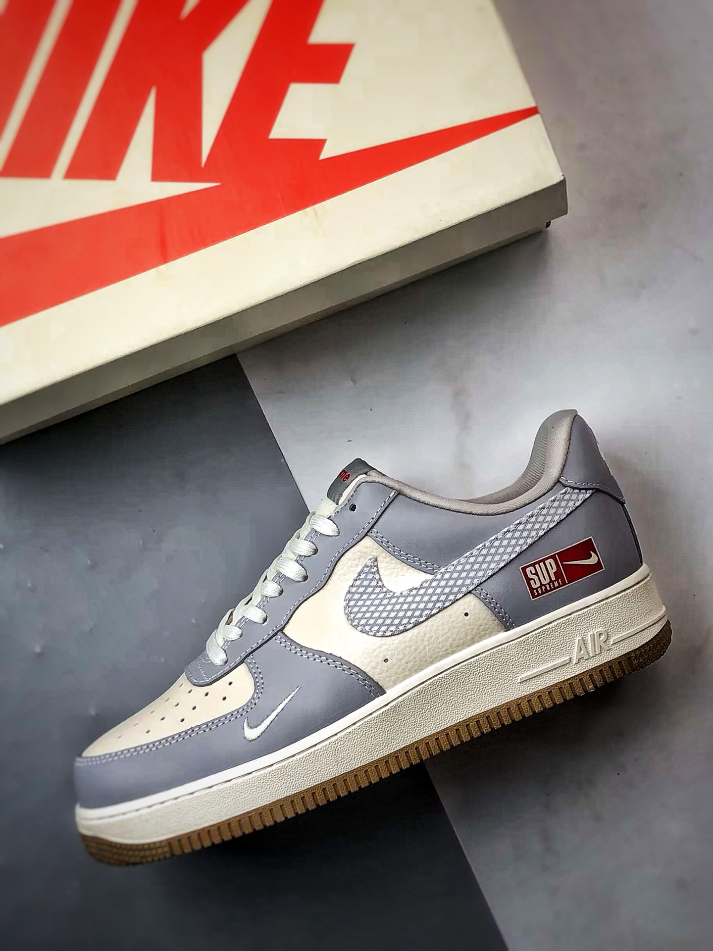 280 Sup x Air Force 1 Low 米灰格纹钩 KK1988-075