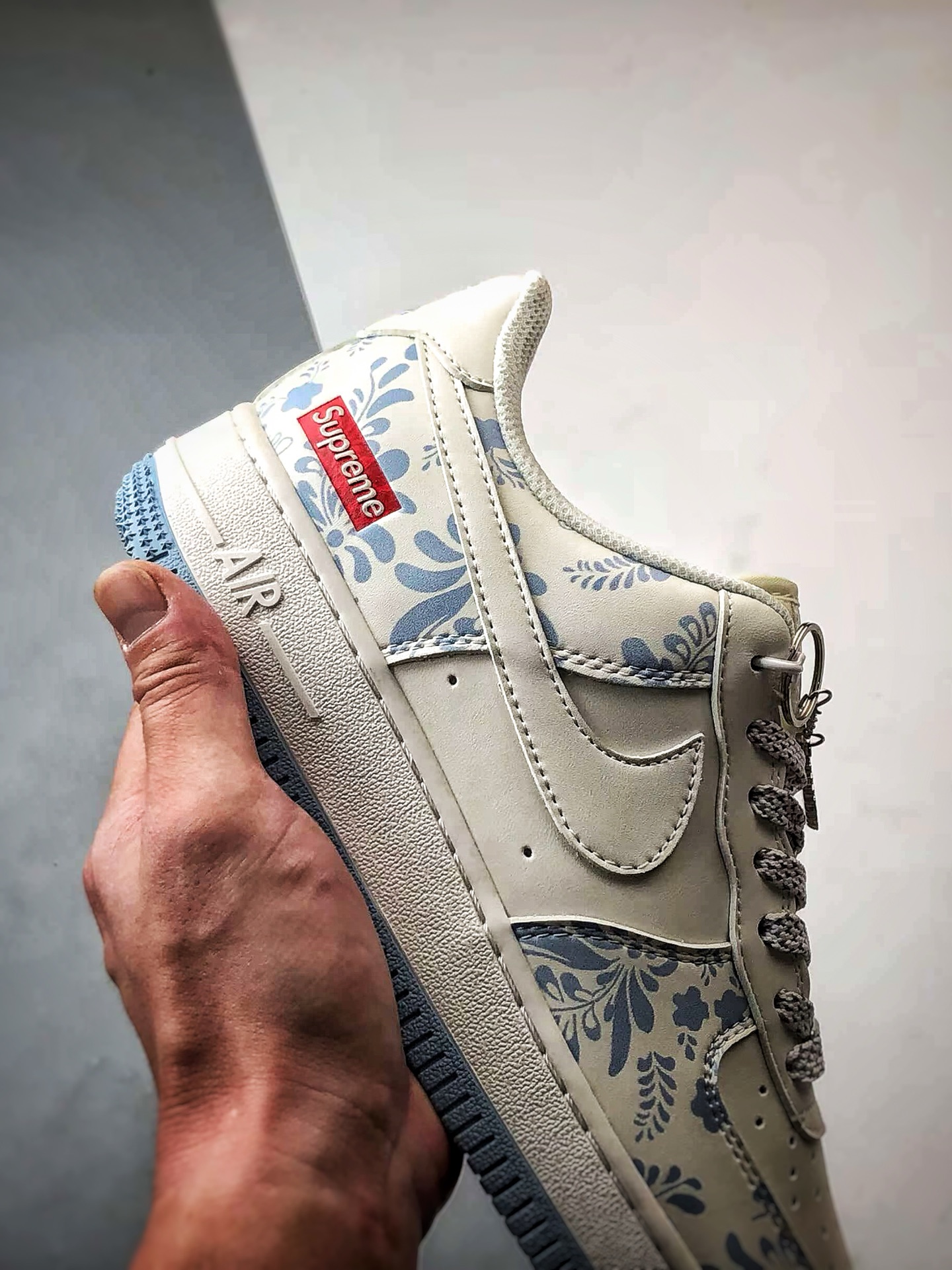 280 Sup x Air Force 1 Low 白蓝印花 XX3168-137