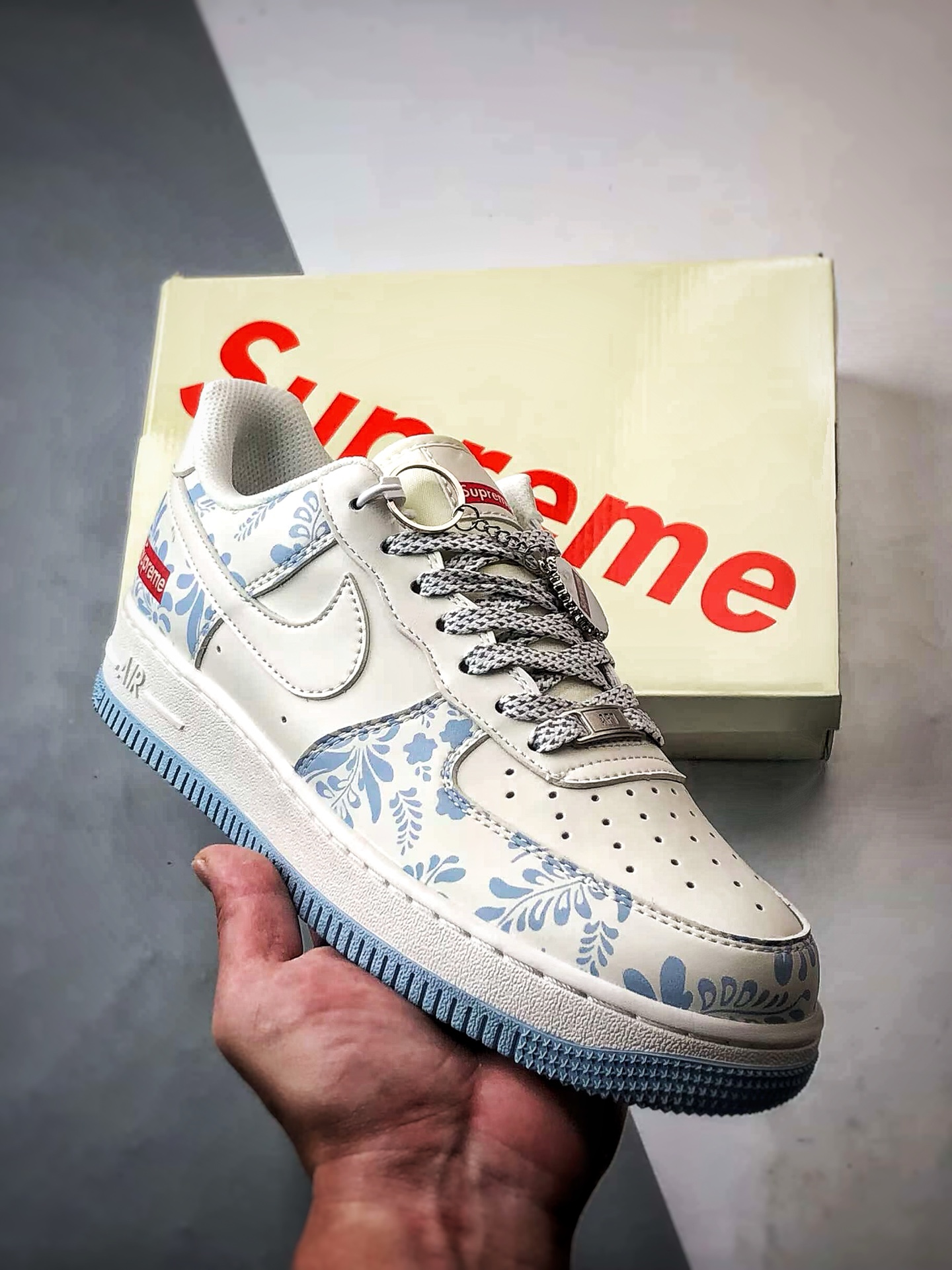 280 Sup x Air Force 1 Low 白蓝印花 XX3168-137