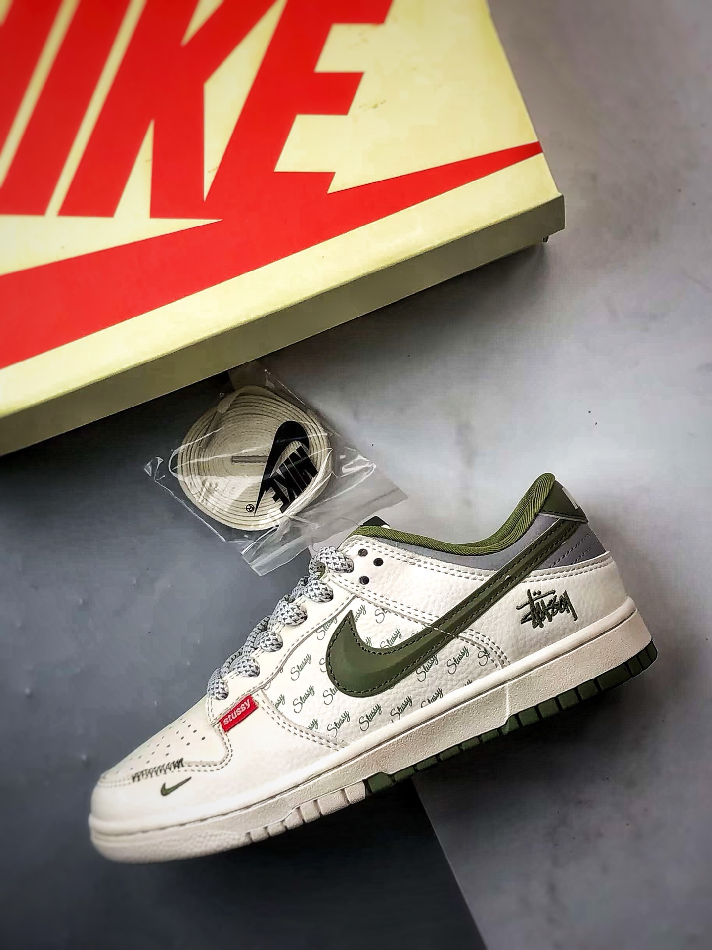 290 NK Dunk Low Retro ”DIY高端定制” 斯图西米白绿 低帮休闲运动板鞋 XS6089-538