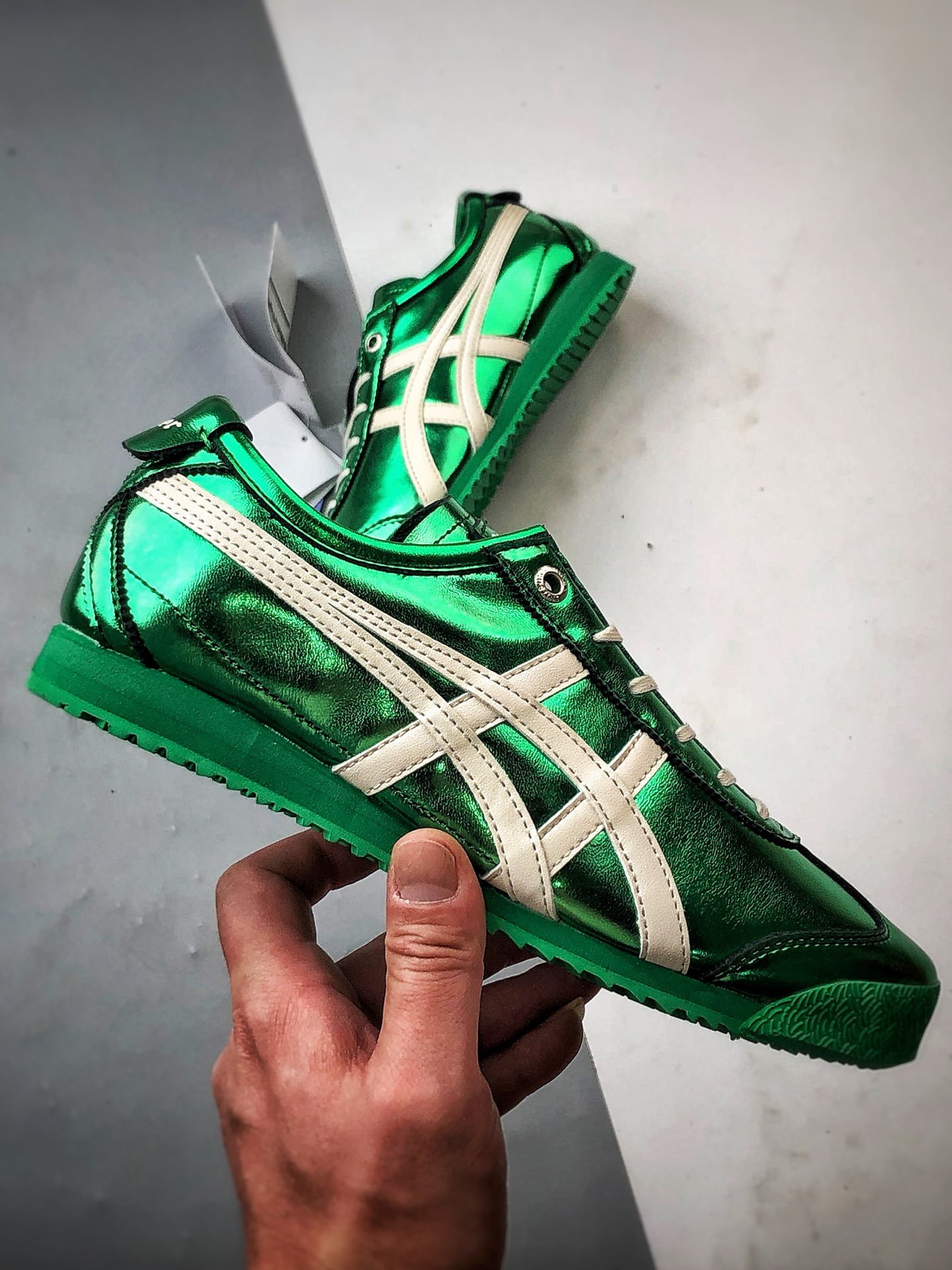 180 Asics 鬼冢虎 Mexico 66 SD 绿色镜面 1183C468-301
