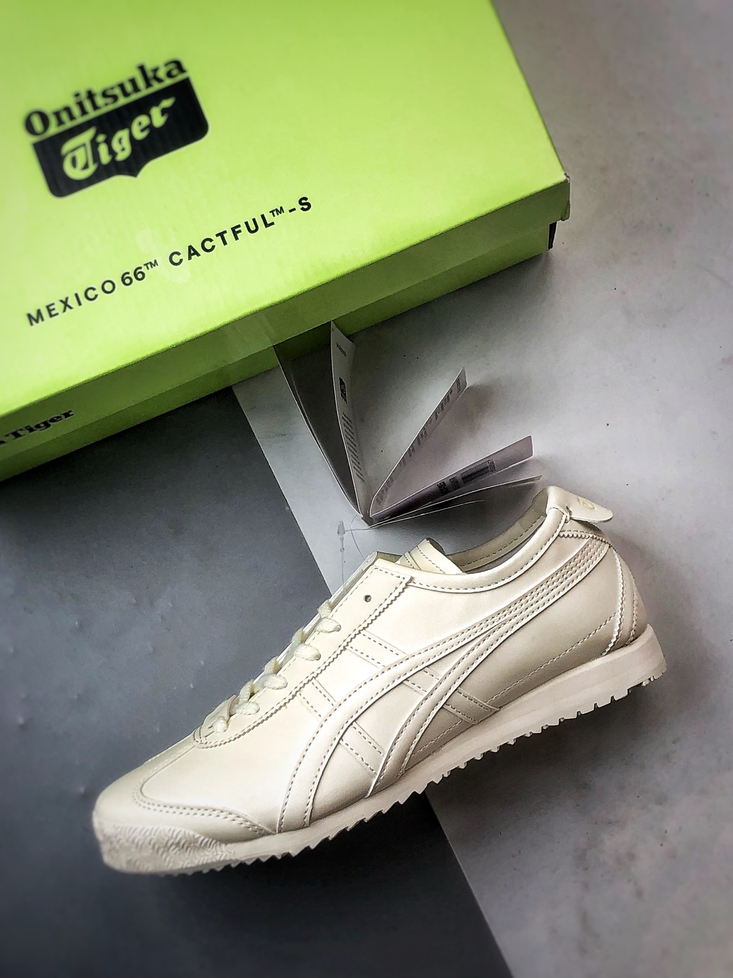 180 Asics 鬼冢虎 Mexico 66 Cactful-S 白色 1183C347-100