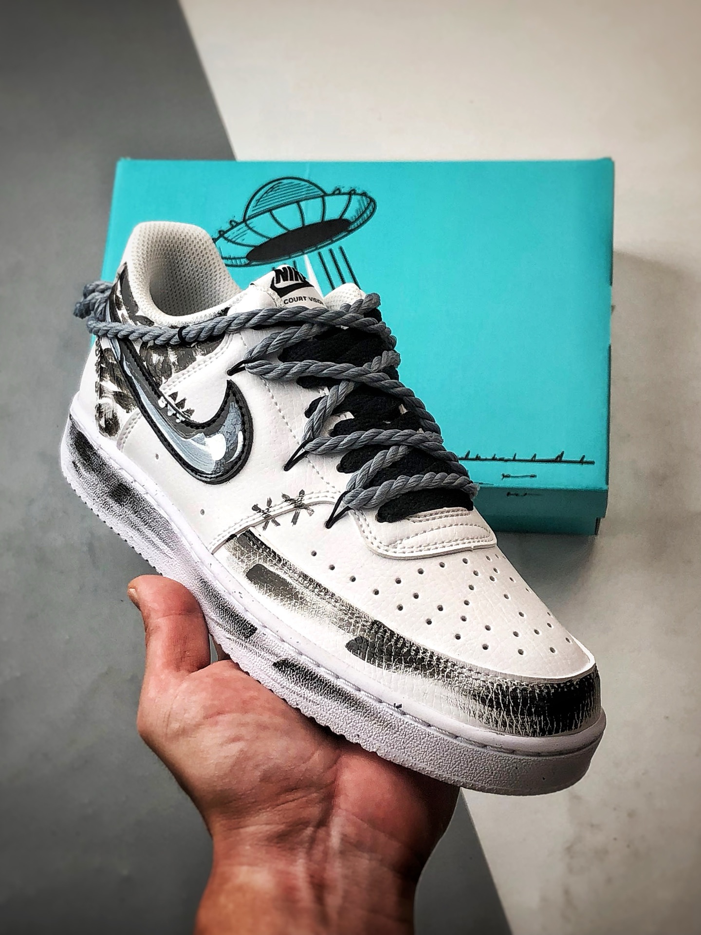 280 定制球鞋NK Court Vision 1 Low ”暗黑天使” 黑白 手绘泼墨涂鸦定制板鞋 DH2987-211