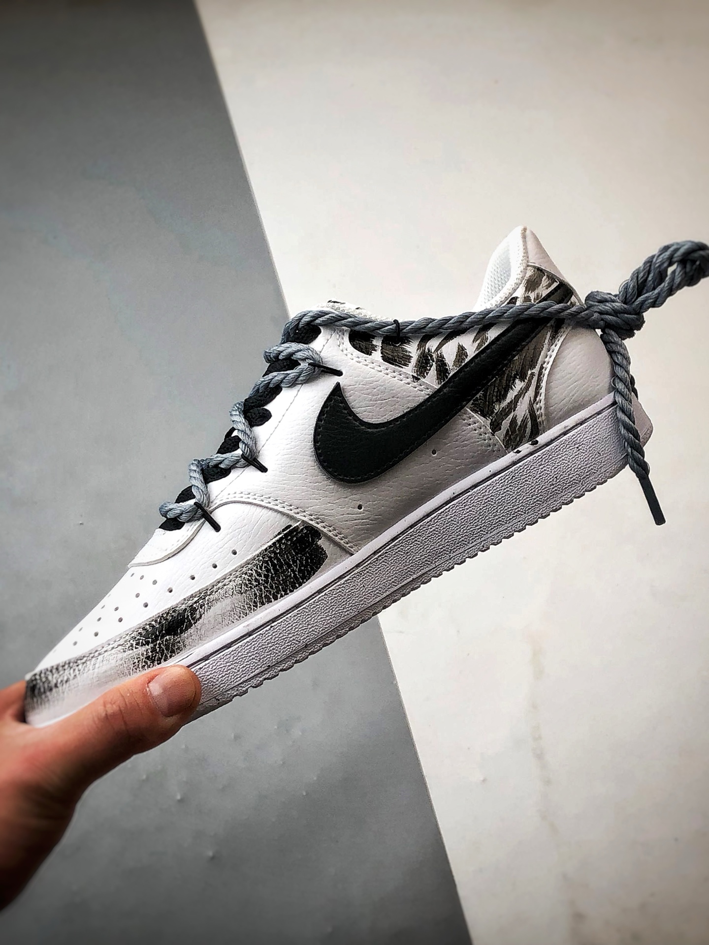 280 定制球鞋NK Court Vision 1 Low ”暗黑天使” 黑白 手绘泼墨涂鸦定制板鞋 DH2987-211