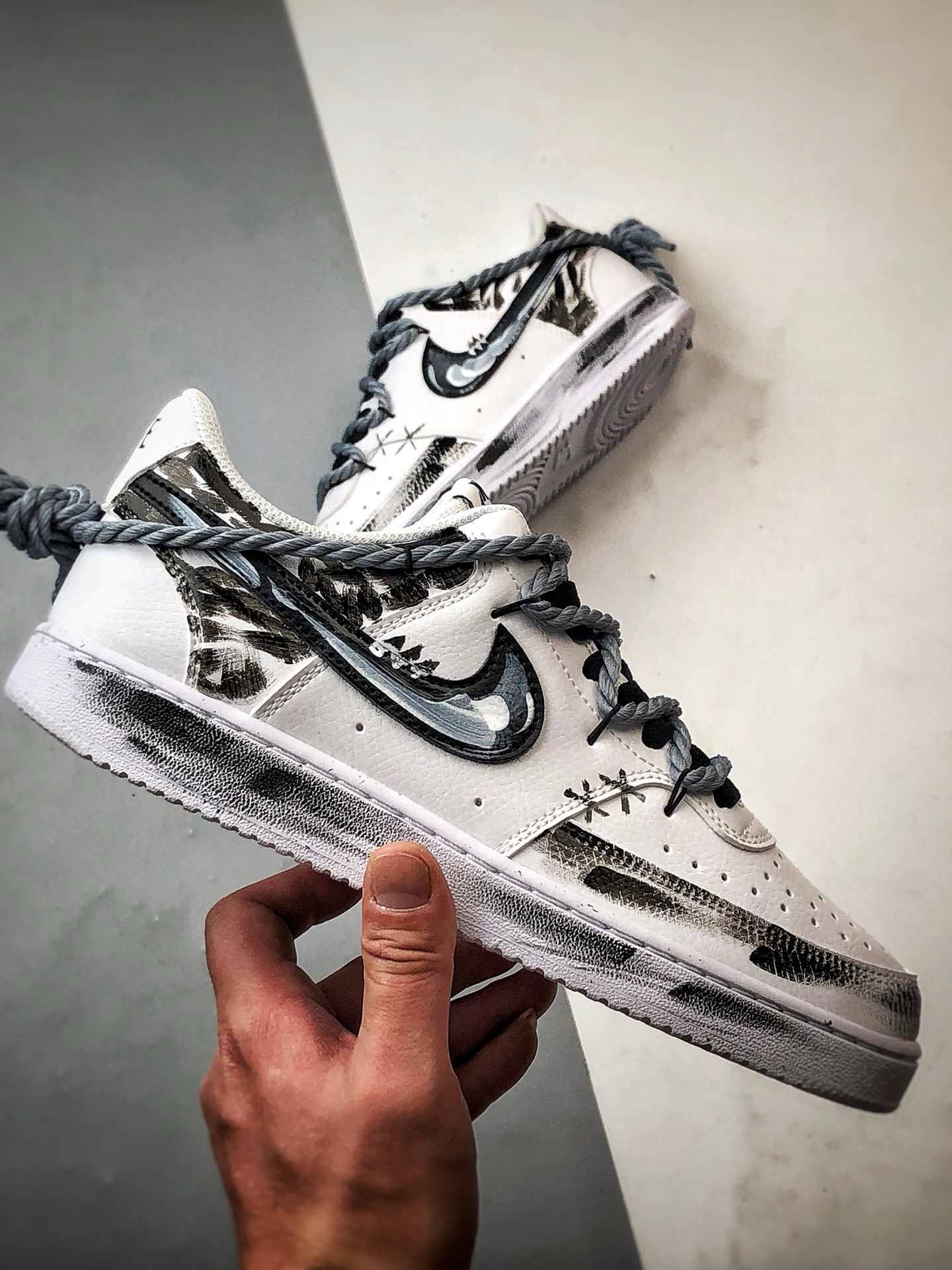 280 定制球鞋NK Court Vision 1 Low ”暗黑天使” 黑白 手绘泼墨涂鸦定制板鞋 DH2987-211