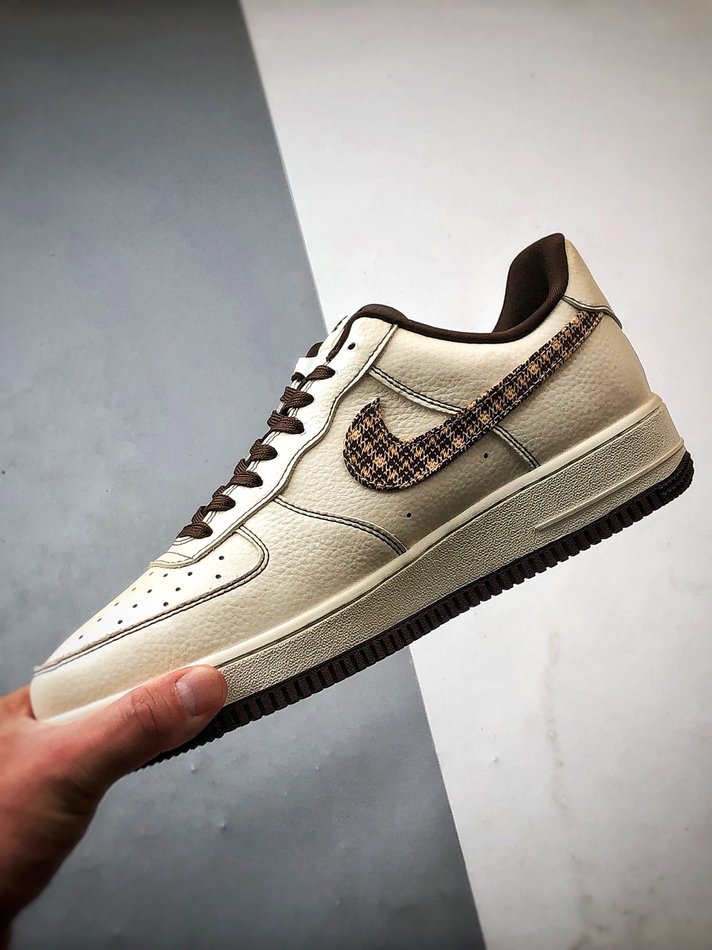 280 Bape x Air Force 1 Low 米棕格纹钩 DF0188-052