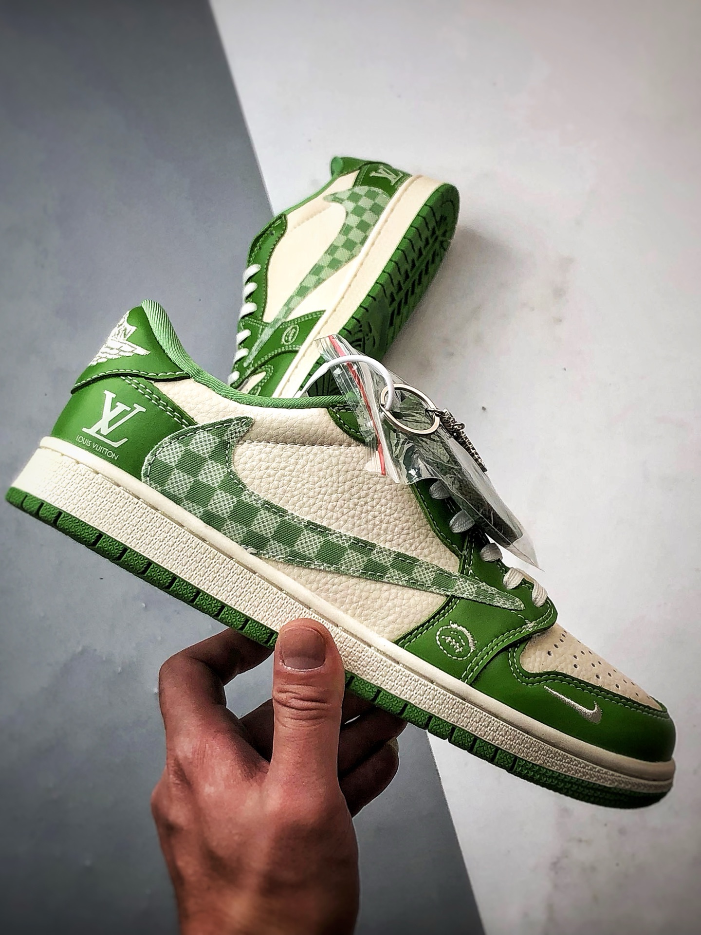 290 Air Jordan 1 Low ”高端定制” LV白绿格子倒钩 XS2024-058