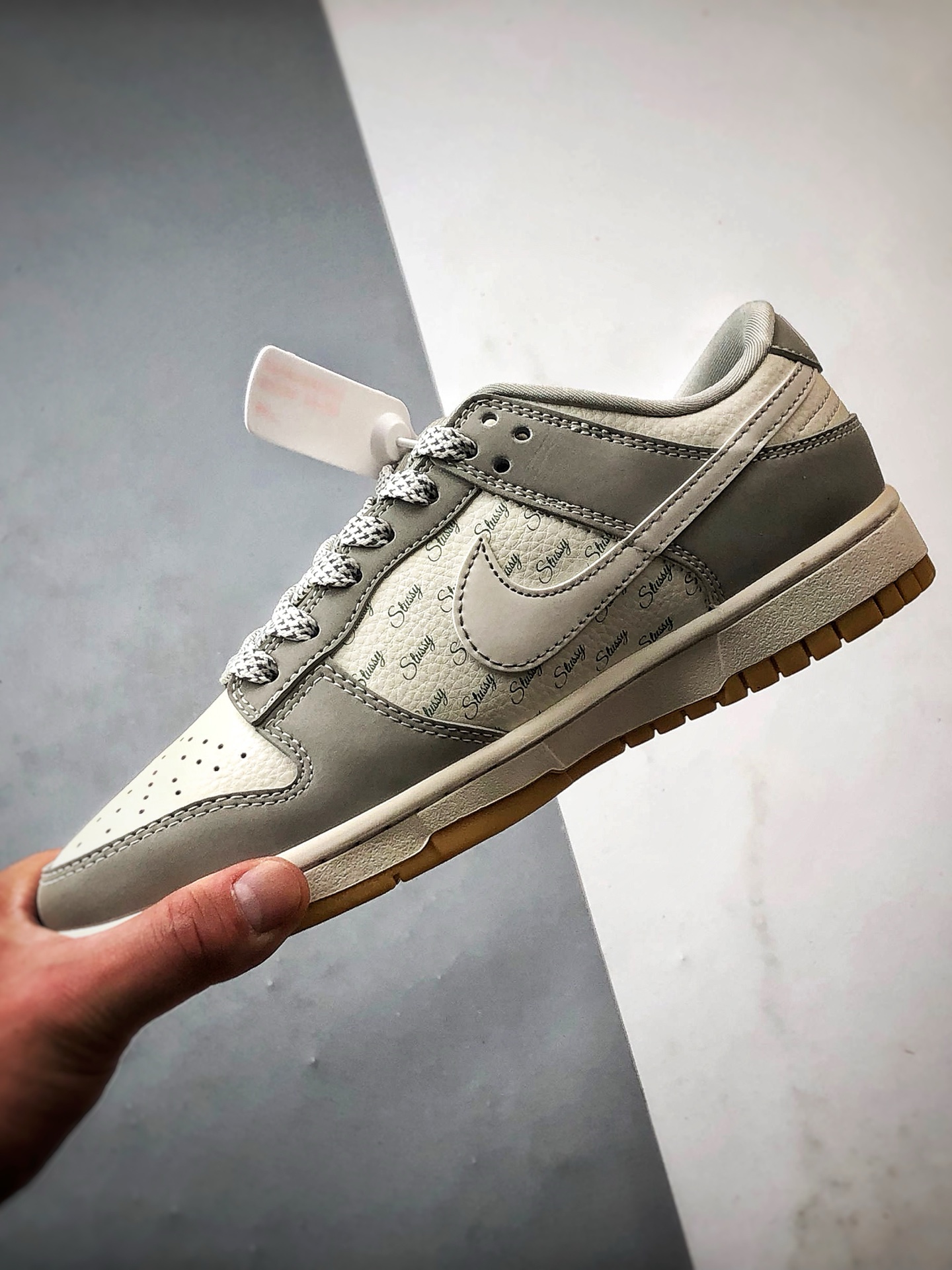 290 NK Dunk Low Retro ”DIY高端定制” 斯图西米白灰生胶 低帮休闲运动板鞋 JJ2508-557