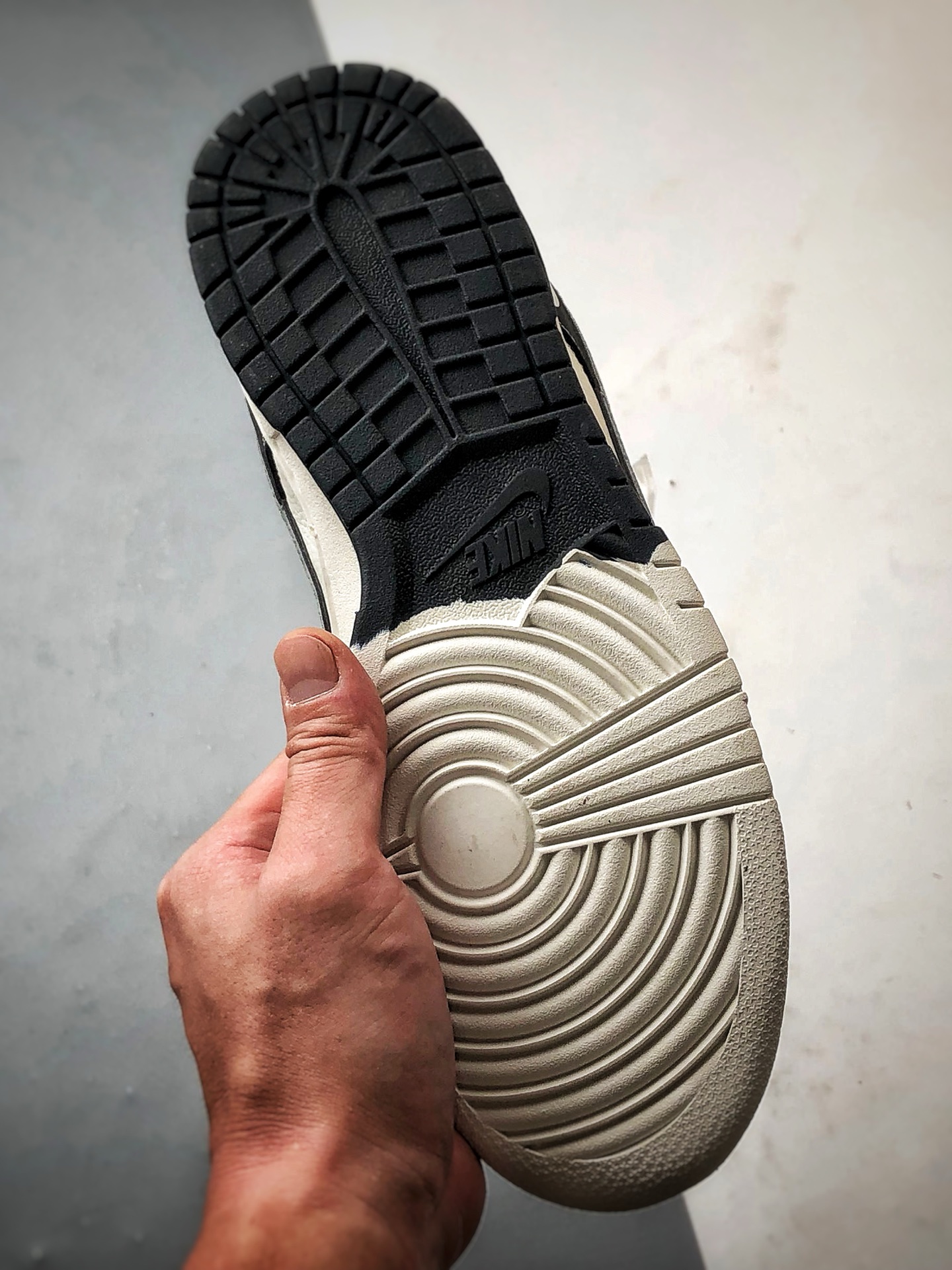 310 NK Dunk Low Retro ”DIY高端定制” 北面白黑涂鸦灰钩 低帮休闲运动板鞋 CS1688-105
