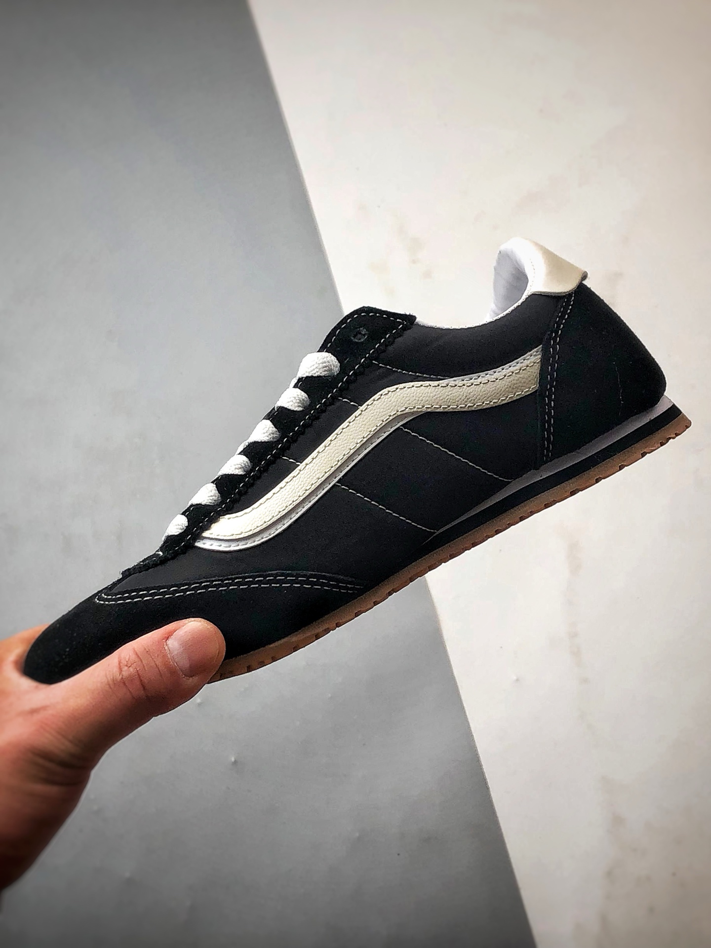 150 Vans Super LowPro黑色 官方新款 复古薄底德训鞋系列