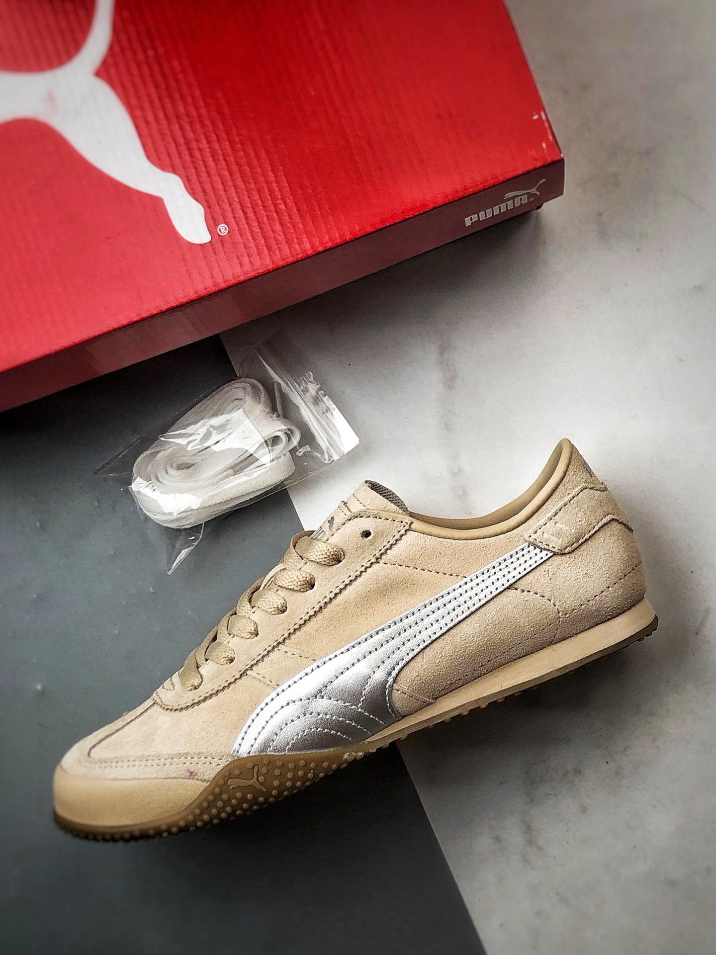 170 Puma Bella UT Suede 卡其色 低帮时尚百搭生活休闲薄底鞋 402980-02