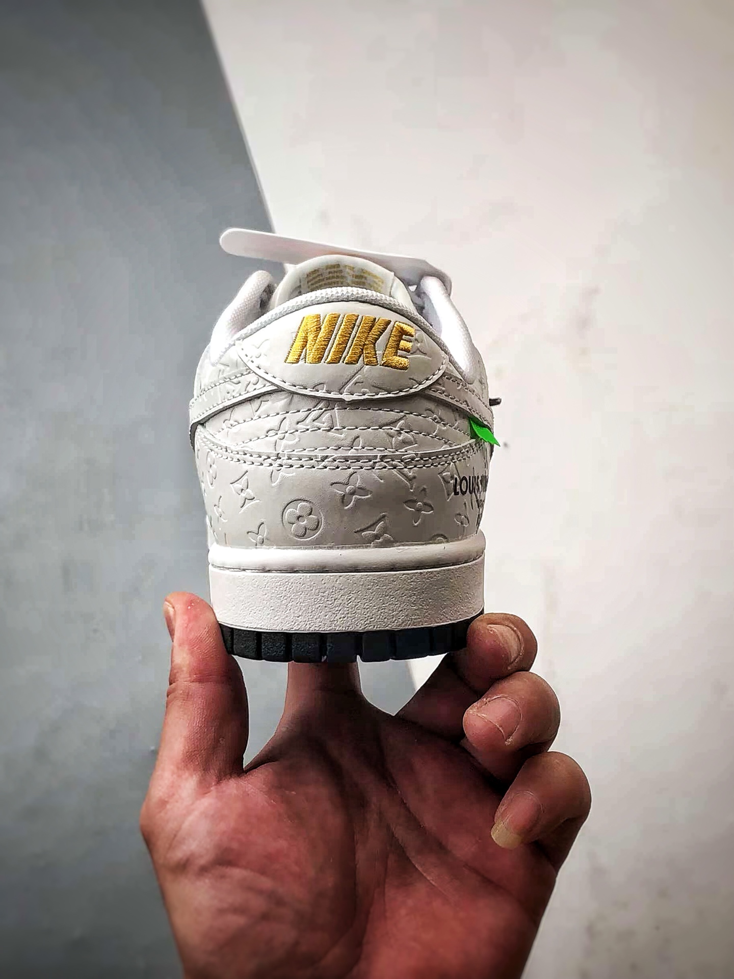 NK Dunk Low Retro ”DIY高端定制” LV满印压花白黑 低帮休闲运动板鞋 XX3168-145