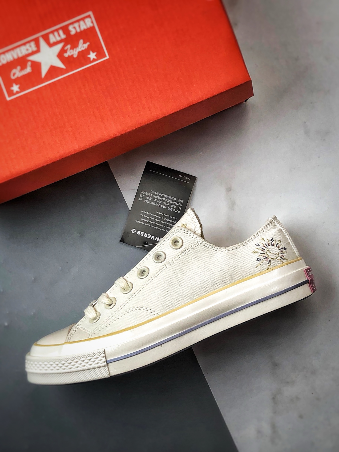 140 Converse Chuck 1970s Seasonal 米白 匡威日月星辰低帮硫化帆布鞋 A15750C