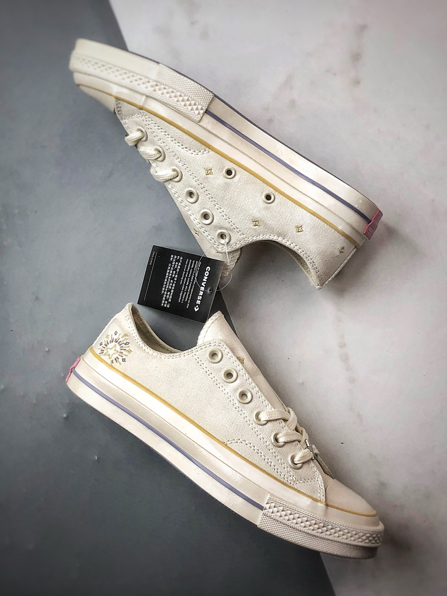 140 Converse Chuck 1970s Seasonal 米白 匡威日月星辰低帮硫化帆布鞋 A15750C