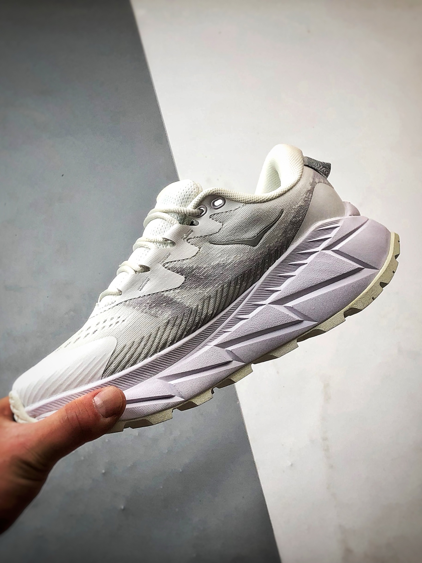 210 Hoka One One Skyline-Float X 白色 天际线户外功能休闲徒步鞋 1153350-WWH
