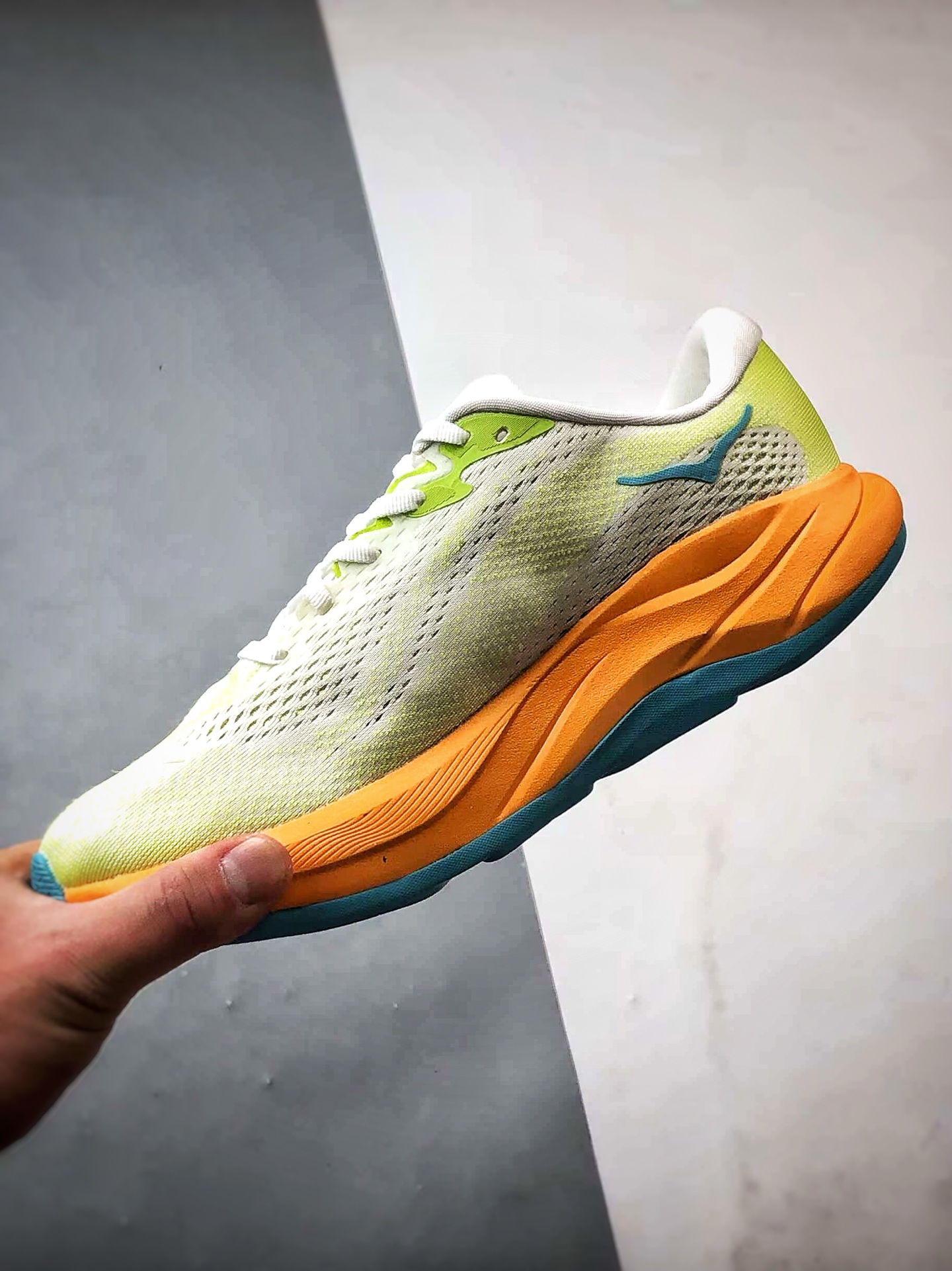 240 Hoka One One Rincon 4 浅绿橙 林康4代公路休闲跑步鞋 1155130-TFLT