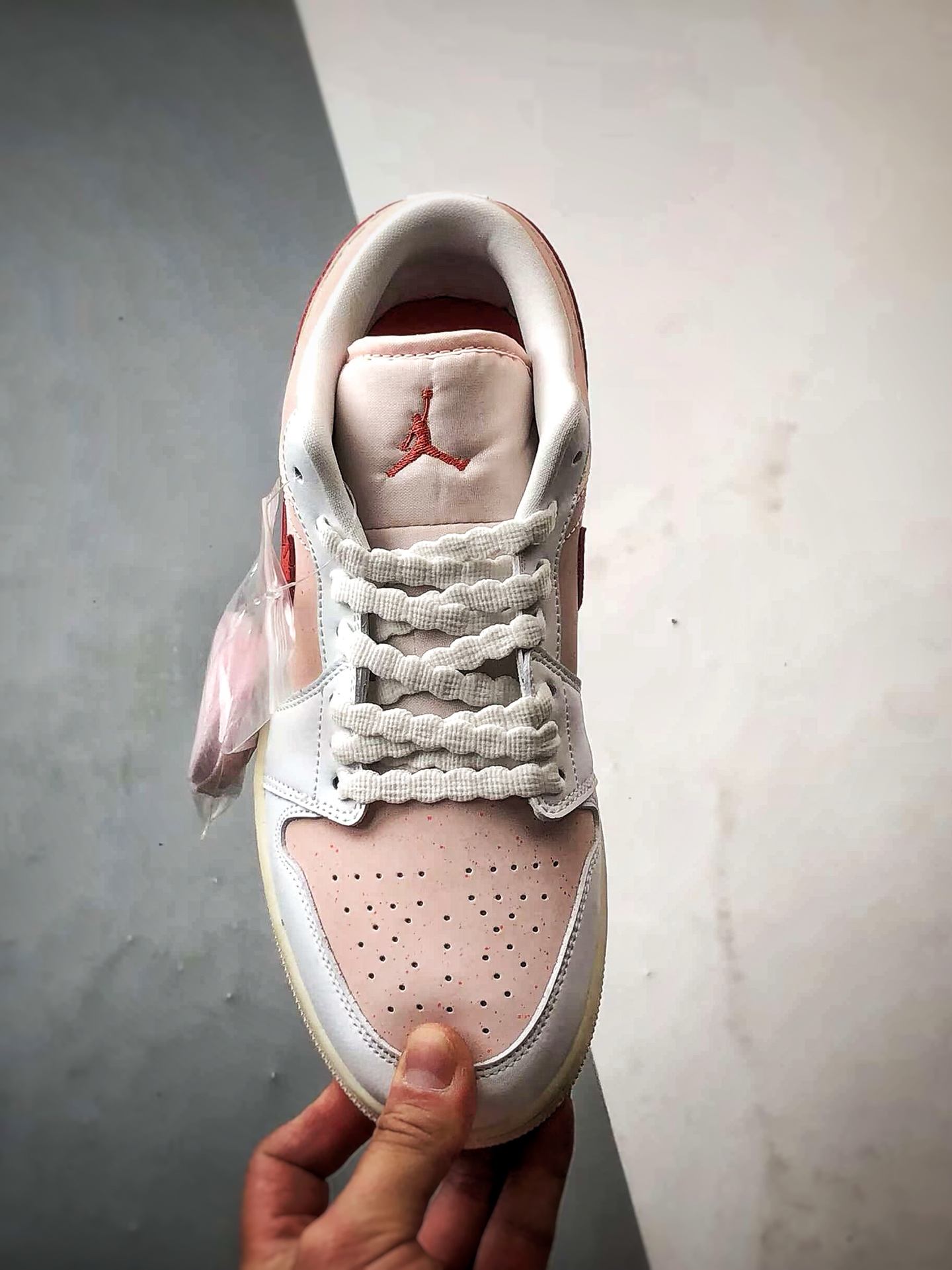 200 Air Jordan 1 Low 粉白色 IB8156-133