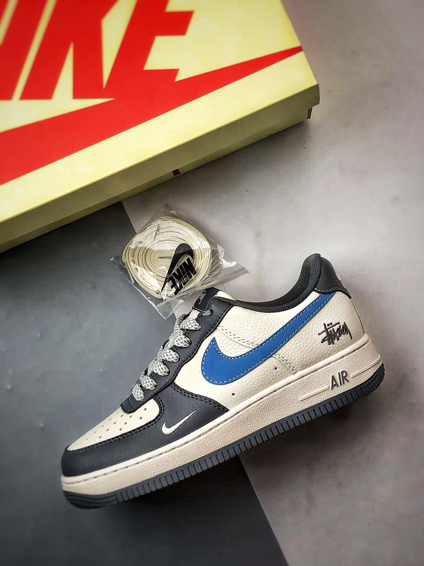 280 Stussy x Air Force 1 Low 白灰蓝 XS1958-574