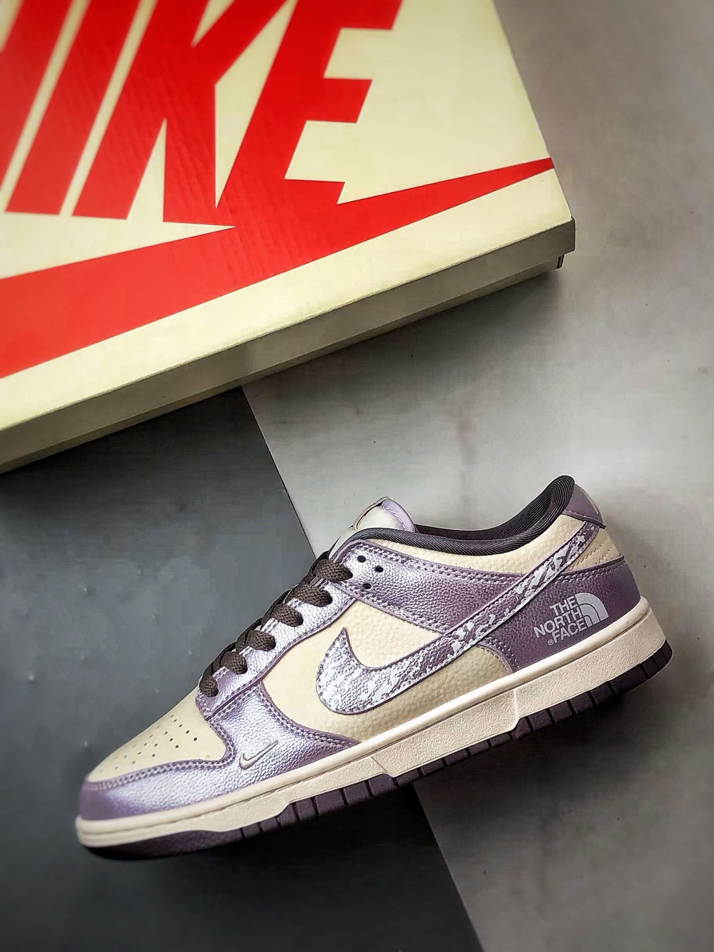 290 NK Dunk Low Retro ”DIY高端定制” 北面米白紫 低帮休闲运动板鞋 KK1333-039