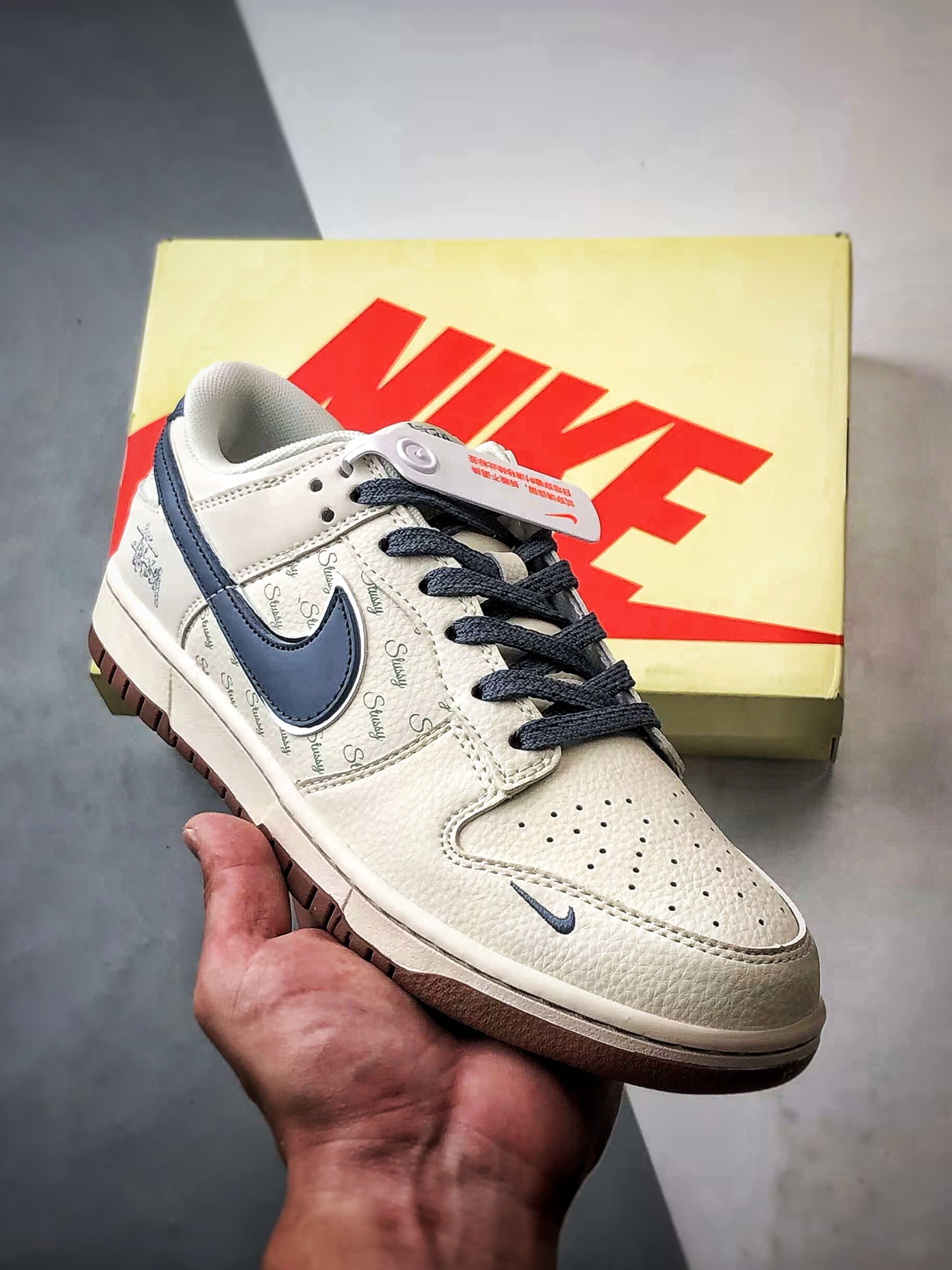 290 NK Dunk Low Retro ”DIY高端定制” 斯图西米白灰蓝钩 低帮休闲运动板鞋 ZH2598-247