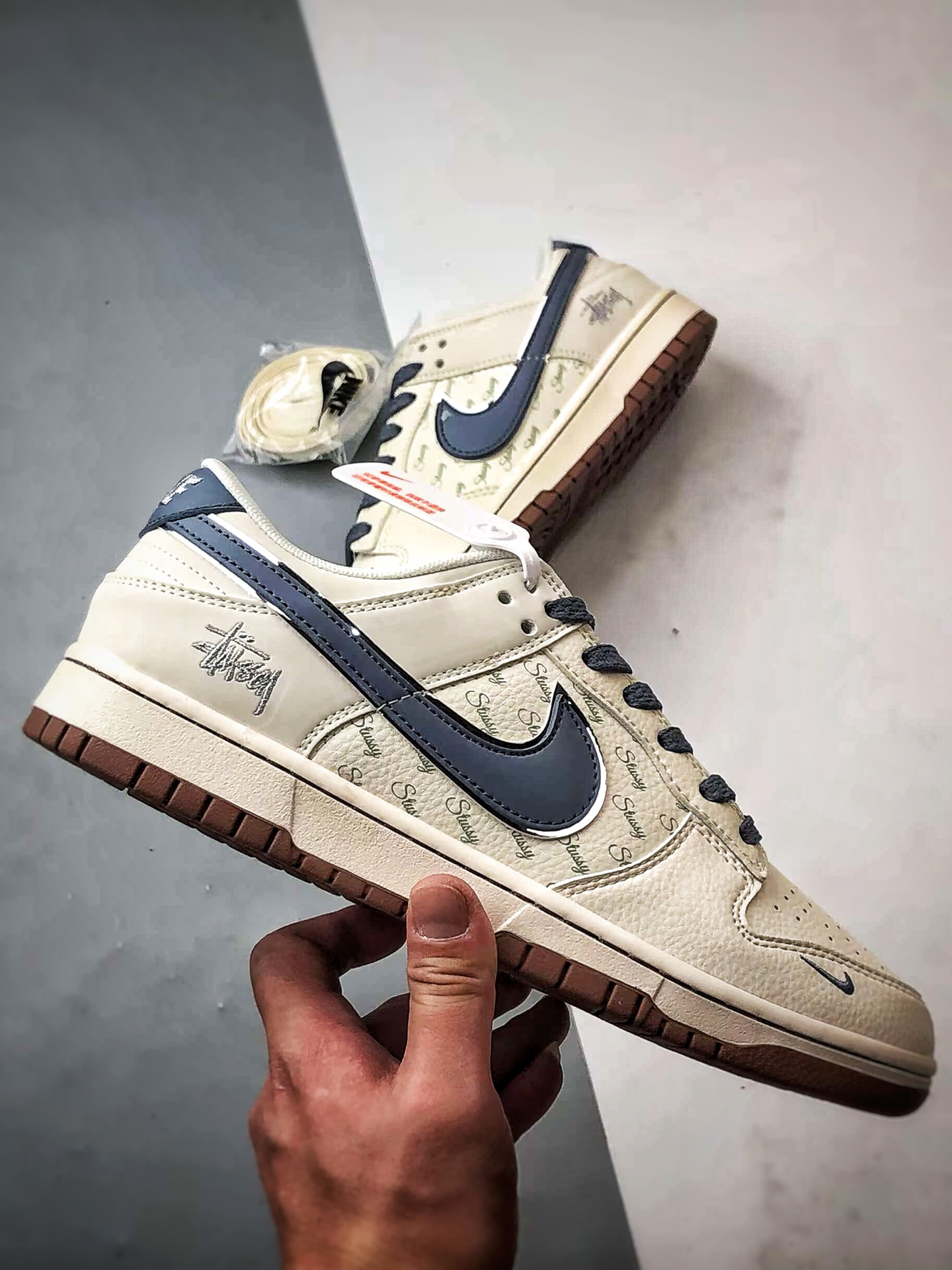 290 NK Dunk Low Retro ”DIY高端定制” 斯图西米白灰蓝钩 低帮休闲运动板鞋 ZH2598-247