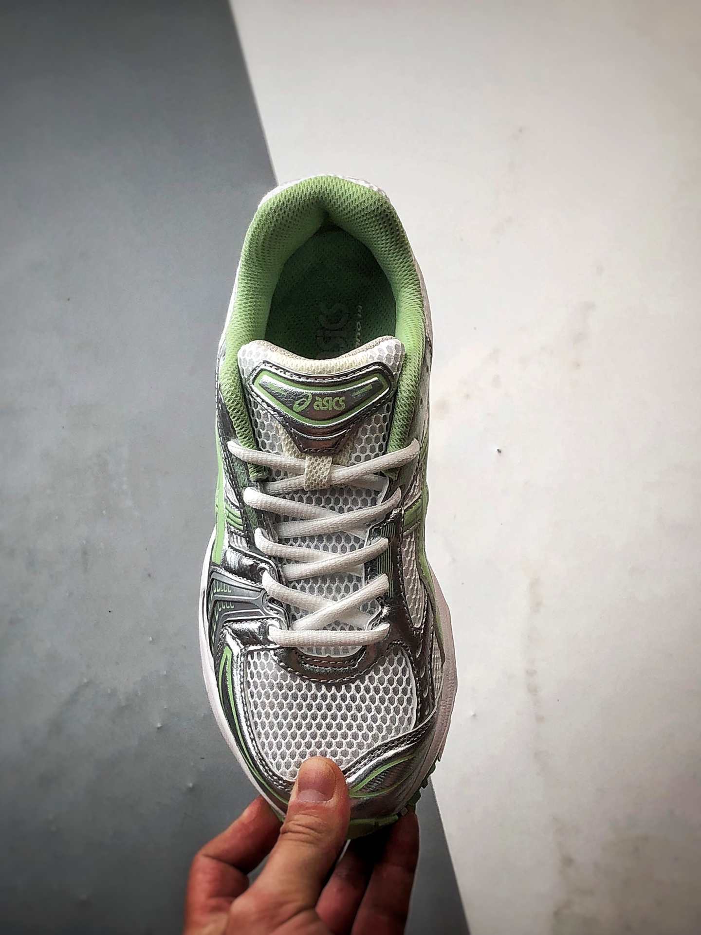 Asics Gel-Kayano 14 银绿 亚瑟士14代 纳米纤维气垫百搭休闲运动慢跑鞋 1202A056-105