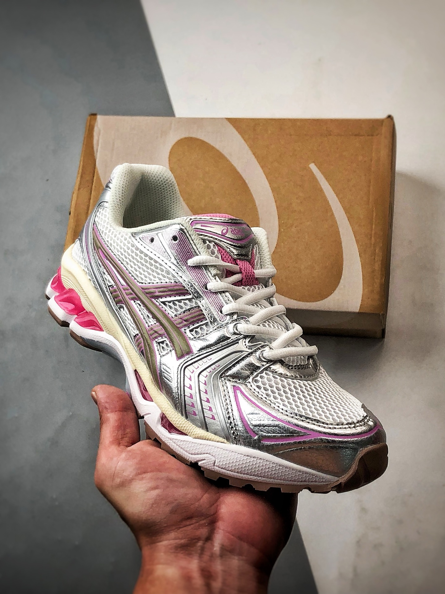Asics Gel-Kayano 14 奶油粉 亚瑟士14代 纳米纤维气垫百搭休闲运动慢跑鞋 1203A667-100