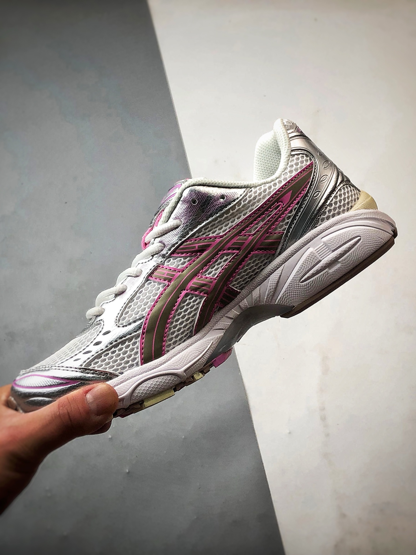 Asics Gel-Kayano 14 奶油粉 亚瑟士14代 纳米纤维气垫百搭休闲运动慢跑鞋 1203A667-100