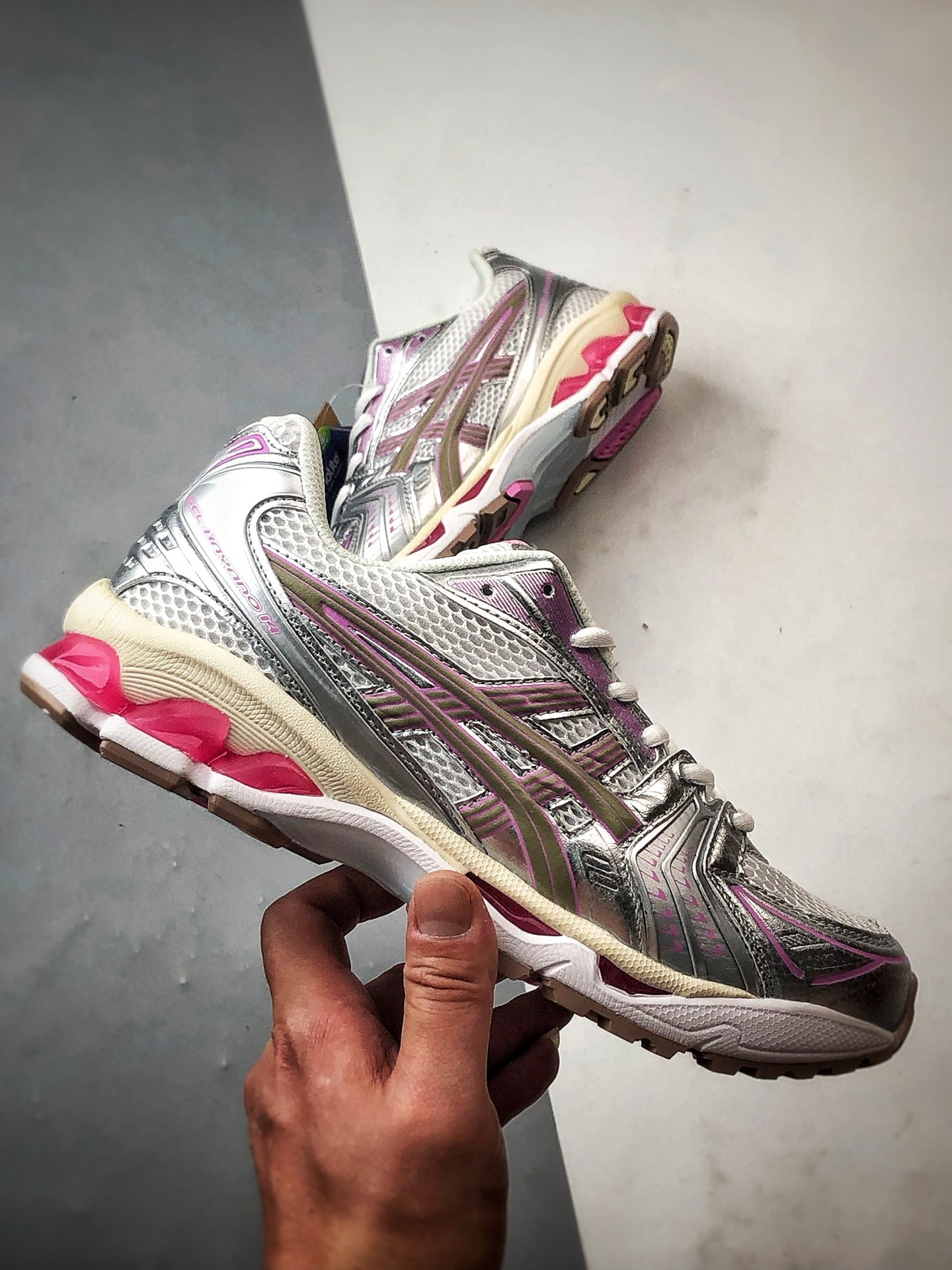 Asics Gel-Kayano 14 奶油粉 亚瑟士14代 纳米纤维气垫百搭休闲运动慢跑鞋 1203A667-100