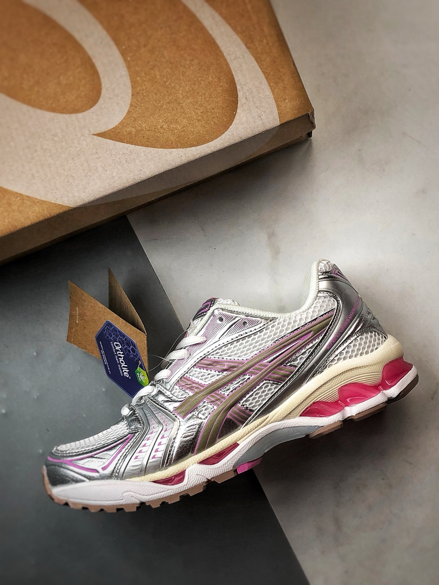 Asics Gel-Kayano 14 奶油粉 亚瑟士14代 纳米纤维气垫百搭休闲运动慢跑鞋 1203A667-100