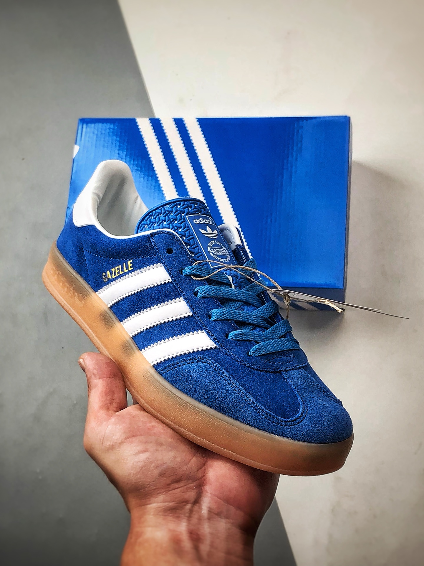 AD Originals Gazelle Indoor 蓝白 三叶草复古休闲运动板鞋 JI2061